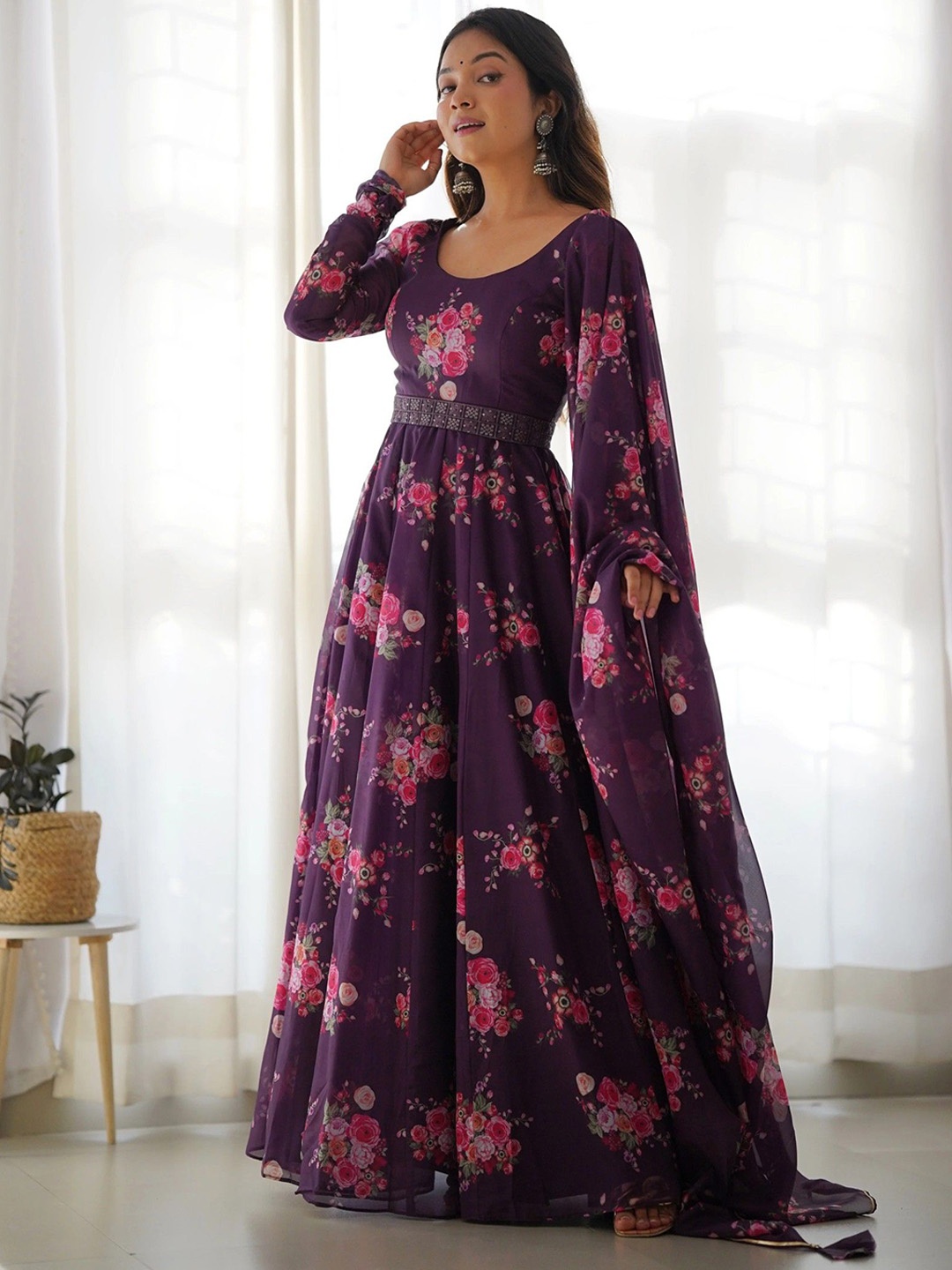 Raiyani Enterprise Floral Printed Fit & Flare Maxi Ethnic Dress With Dupatta, Magenta
Raiyani Enterprise Floral Printed Fit & Flare Maxi Ethnic Dress With Dupatta, Magenta