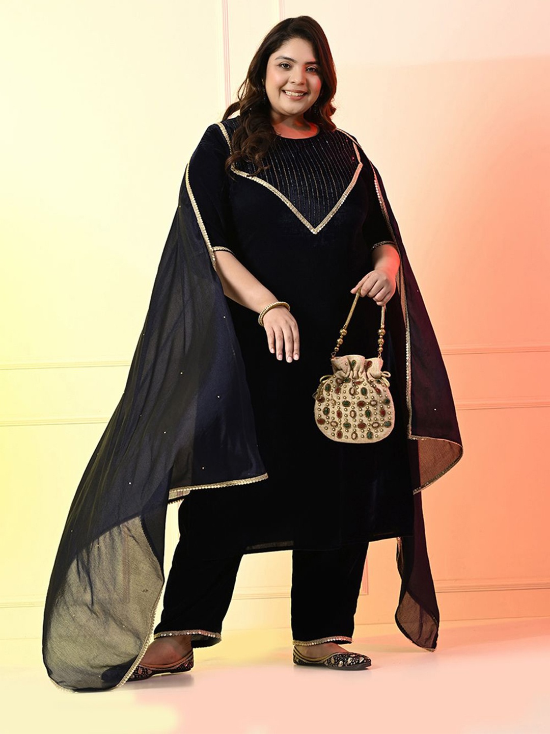 PrettyPlus by Desinoor.com Embroidered Sequinned Velvet Kurta with Trousers & With Dupatta, Navy blue
PrettyPlus by Desinoor.com Embroidered Sequinned Velvet Kurta with Trousers & With Dupatta, Navy blue