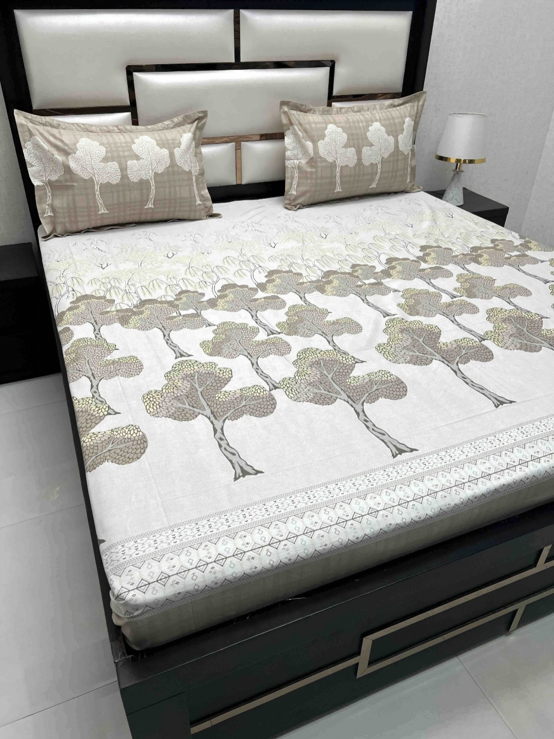 Pure Decor Cotton King Size Double Bed Bedsheet With 2 Pillow Covers 2.74m X 2.74m, Brown
Pure Decor Cotton King Size Double Bed Bedsheet With 2 Pillow Covers 2.74m X 2.74m, Brown