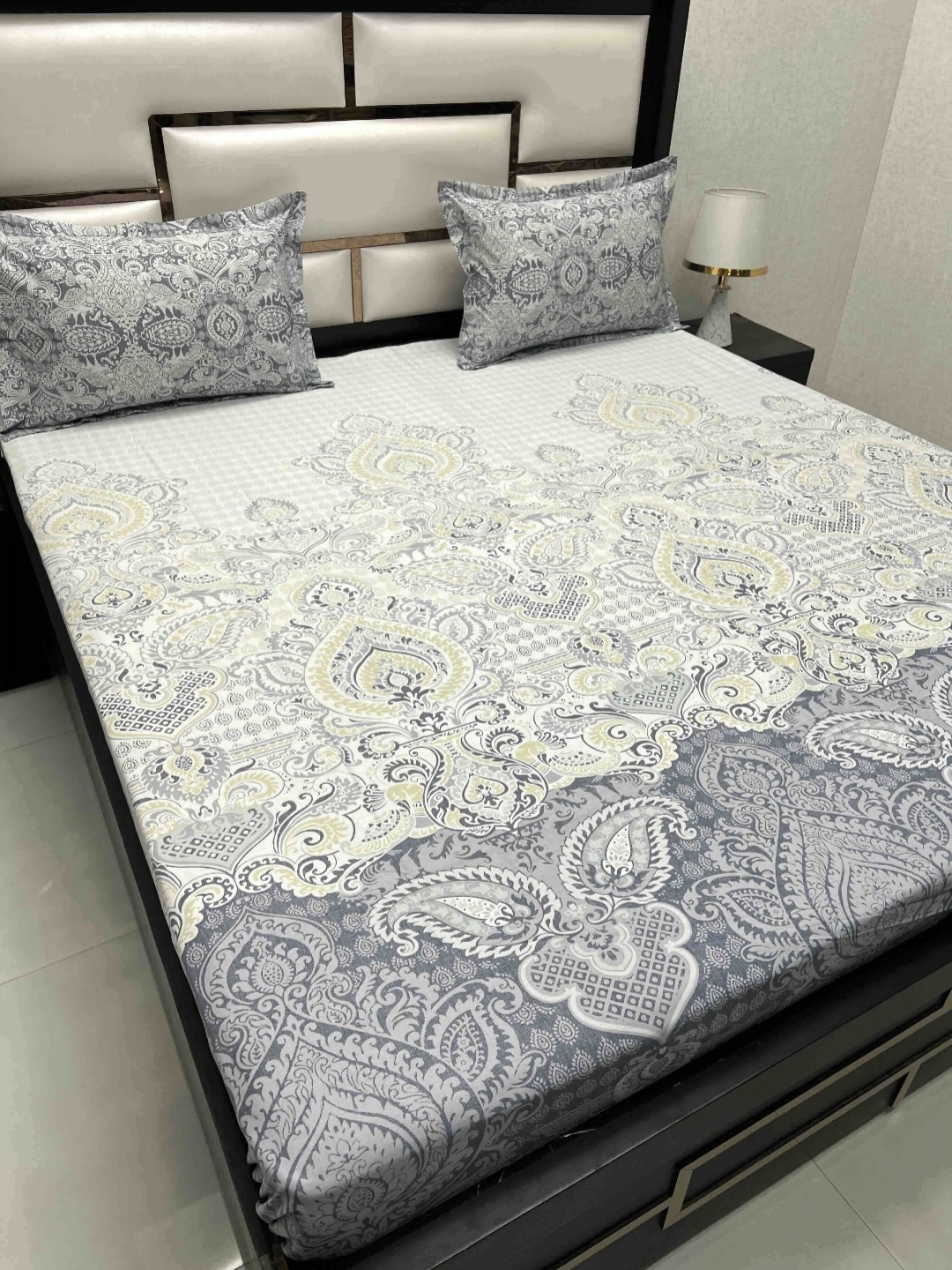 Pure Decor Cotton King Size Double Bed Bedsheet With 2 Pillow Covers 2.74m X 2.74m, Blue
Pure Decor Cotton King Size Double Bed Bedsheet With 2 Pillow Covers 2.74m X 2.74m, Blue