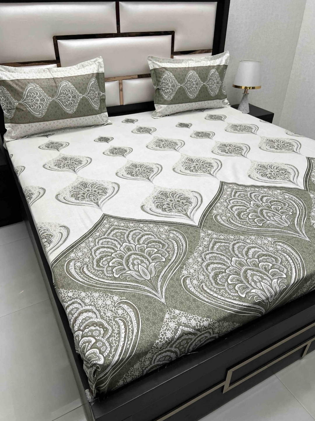 Pure Decor Cotton King Size Double Bed Bedsheet With 2 Pillow Covers 2.74m X 2.74m, Brown
Pure Decor Cotton King Size Double Bed Bedsheet With 2 Pillow Covers 2.74m X 2.74m, Brown