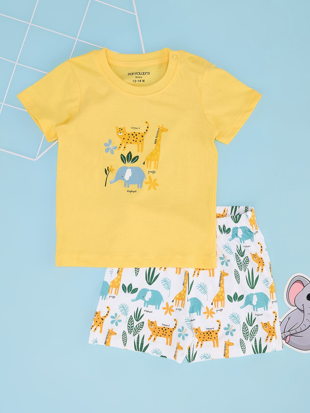 Pantaloons Baby Infants Boys Graphic Printed Pure Cotton T-shirt with Shorts, Yellow
Pantaloons Baby Infants Boys Graphic Printed Pure Cotton T-shirt with Shorts, Yellow
