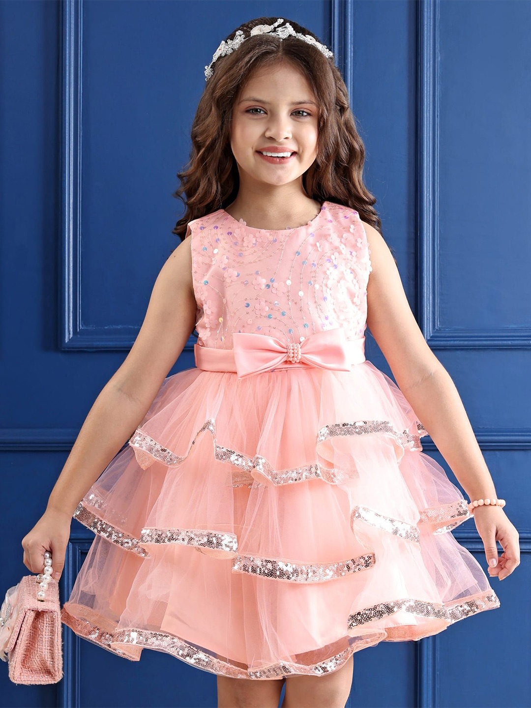 Mark & Mia Girls EmbellishedSequined Fit & Flare Dress Comes with a belt & Bow, Peach
Mark & Mia Girls EmbellishedSequined Fit & Flare Dress Comes with a belt & Bow, Peach