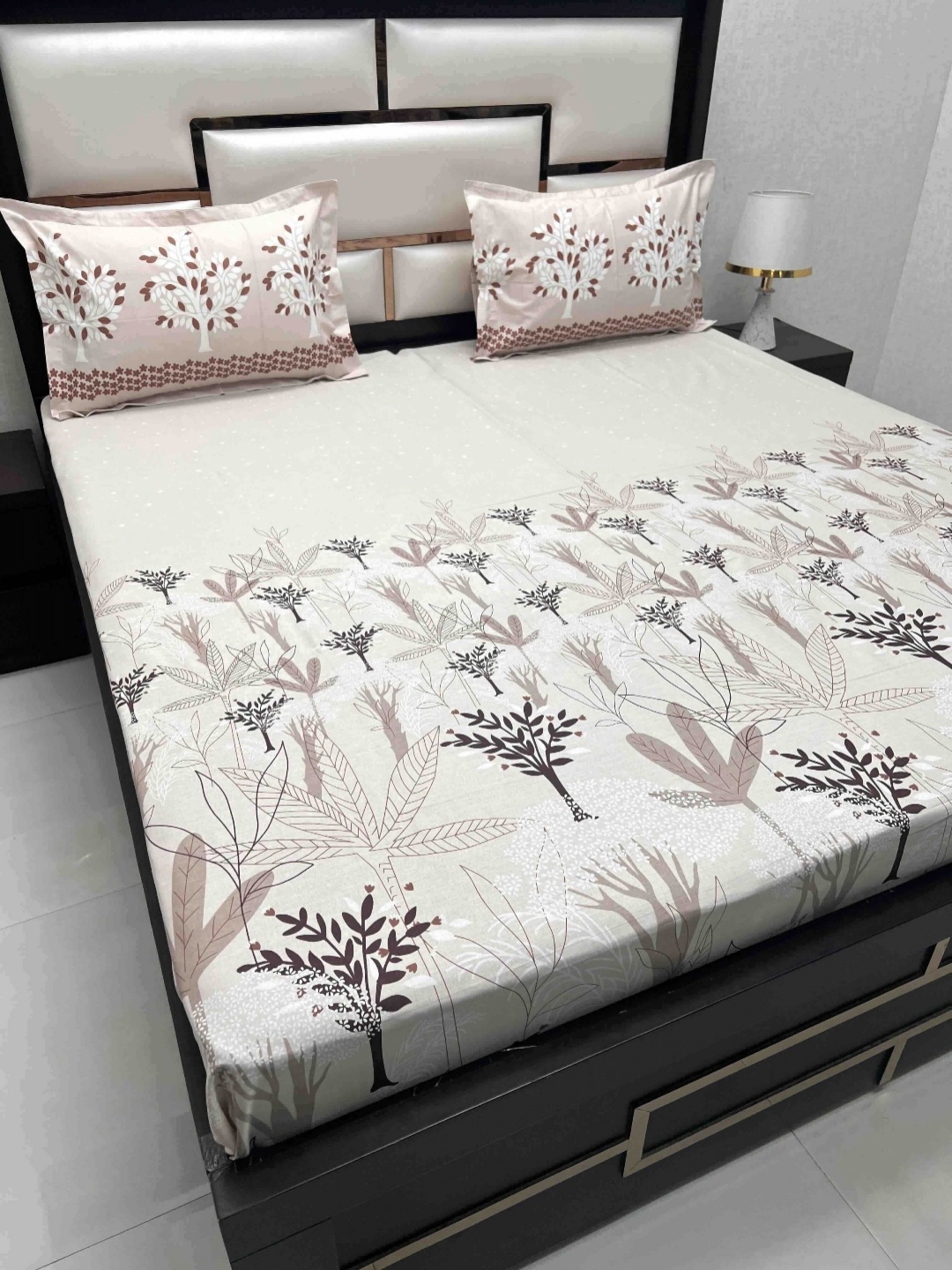 Pure Decor Cotton King Size Double Bed Bedsheet With 2 Pillow Covers 2.74m X 2.74m, Brown
Pure Decor Cotton King Size Double Bed Bedsheet With 2 Pillow Covers 2.74m X 2.74m, Brown