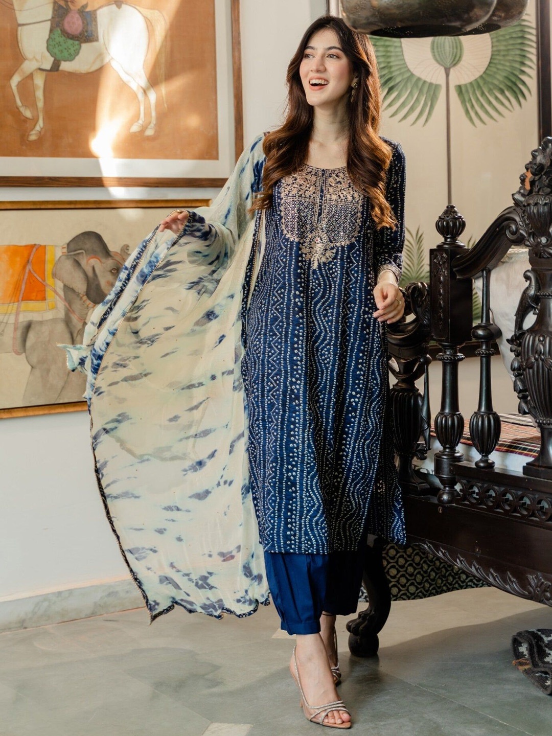 DIMPLE DESIGN STUDIO Bandhani Embroidered Pure Cotton Kurta & Pyjamas & Dupatta, Navy blue
DIMPLE DESIGN STUDIO Bandhani Embroidered Pure Cotton Kurta & Pyjamas & Dupatta, Navy blue