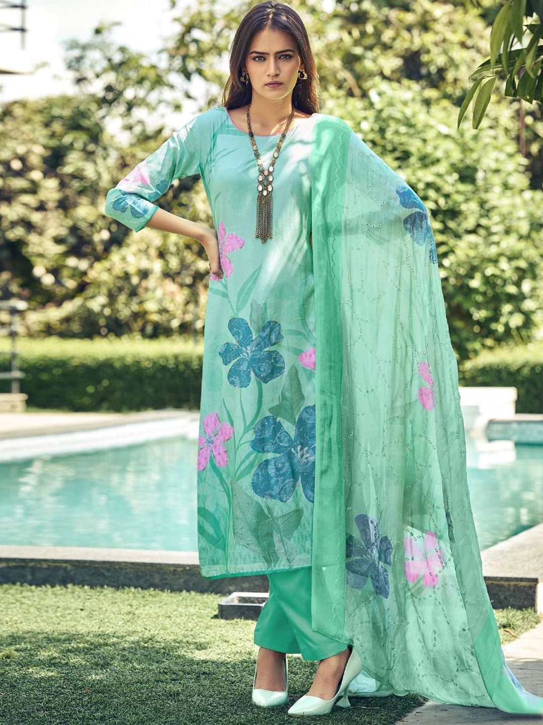 Stylee LIFESTYLE Floral Printed Sequence Pure Silk Unstitched Dress Material, Green
Stylee LIFESTYLE Floral Printed Sequence Pure Silk Unstitched Dress Material, Green