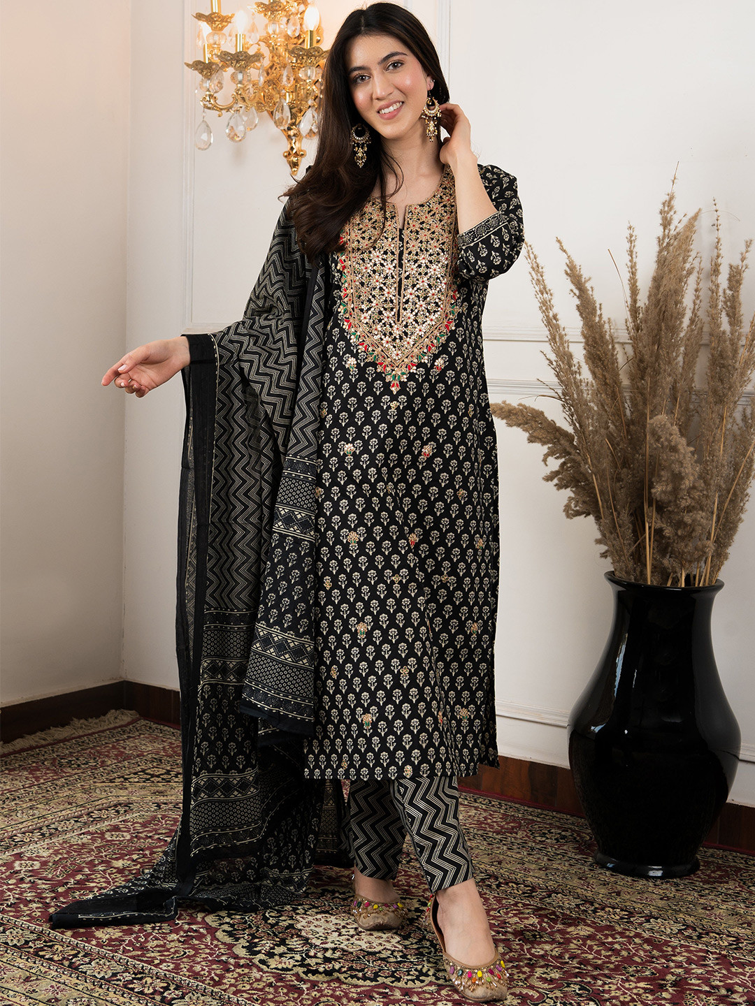 DIMPLE DESIGN STUDIO Ethnic Motifs Printed Pure Cotton Kurta with Palazzos & Dupatta, Black
DIMPLE DESIGN STUDIO Ethnic Motifs Printed Pure Cotton Kurta with Palazzos & Dupatta, Black
