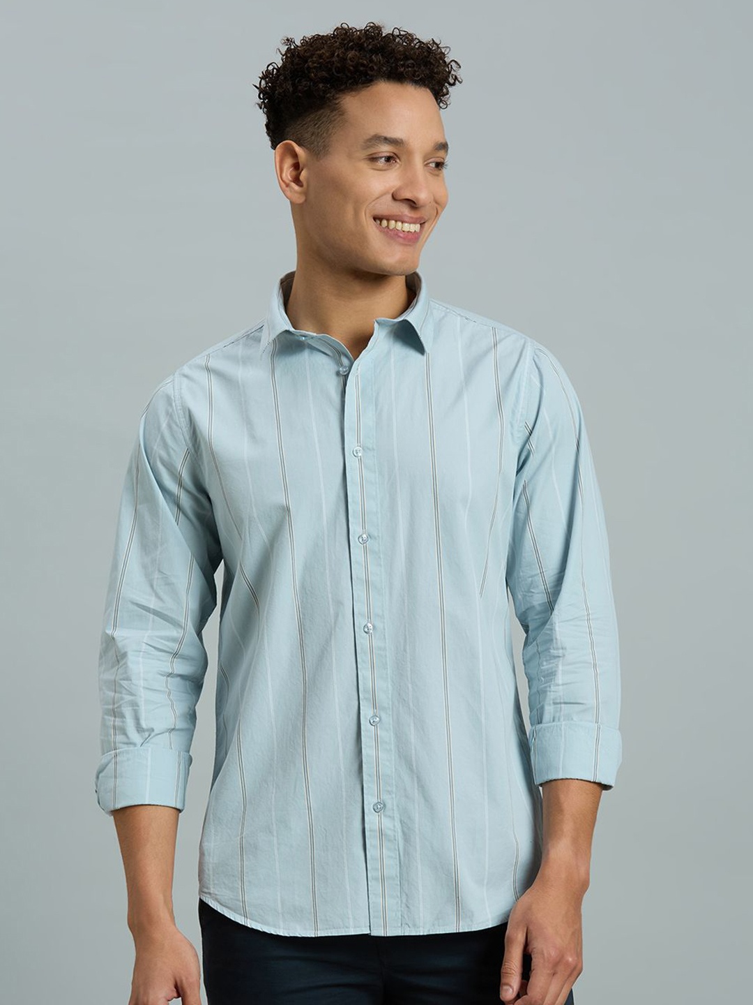 Reid & Taylor Men India Slim Spread Collar Vertical Striped Cotton Slim Fit Casual Shirt, Sea green
Reid & Taylor Men India Slim Spread Collar Vertical Striped Cotton Slim Fit Casual Shirt, Sea green