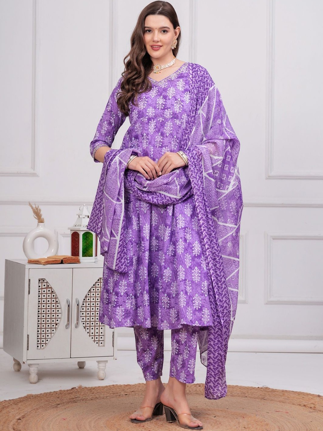 NEW4U V-Neck Floral Printed Sequinned Pure Cotton Kurta with Trouser & Dupatta, Purple
NEW4U V-Neck Floral Printed Sequinned Pure Cotton Kurta with Trouser & Dupatta, Purple