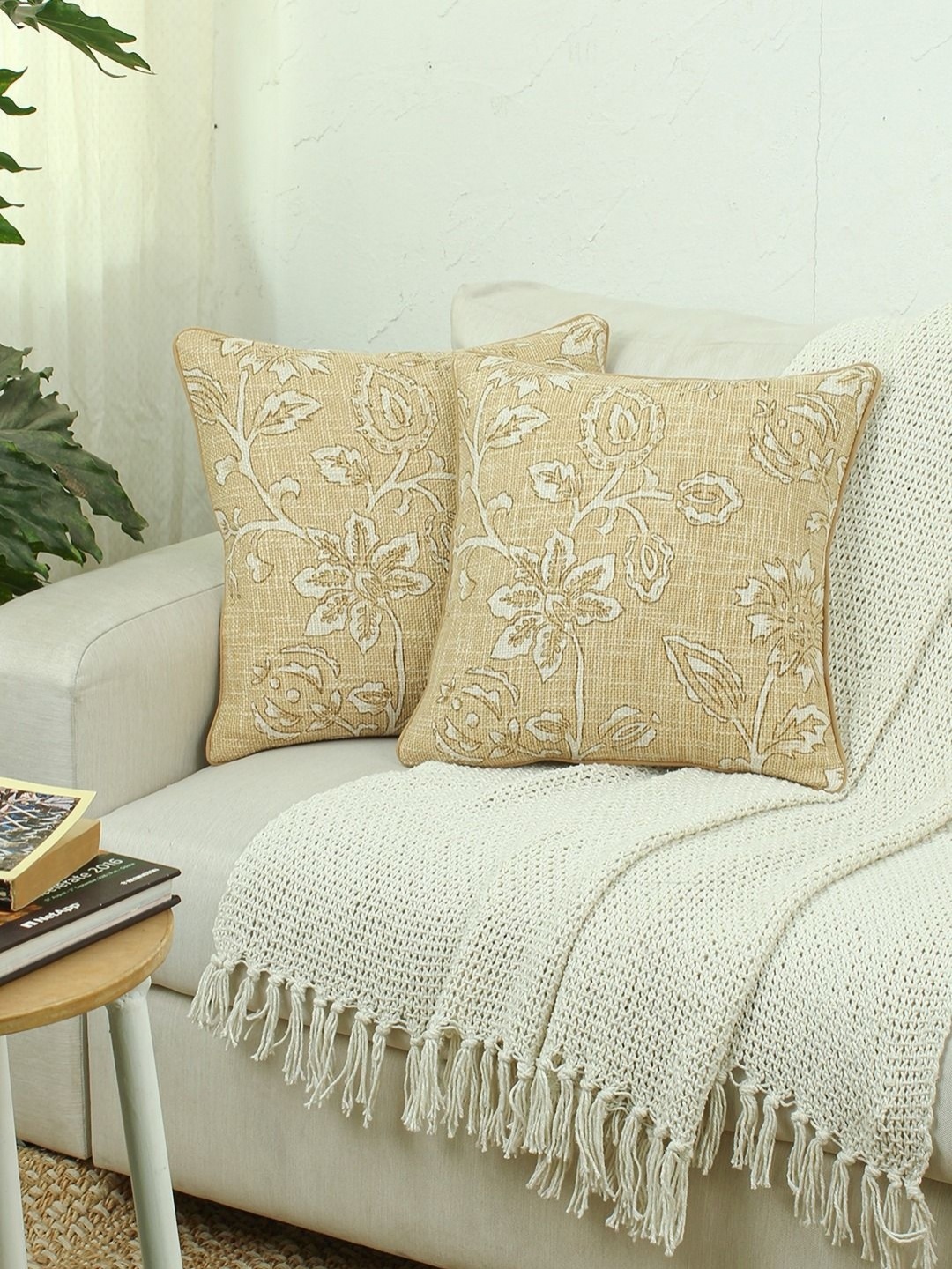 House This Blooming Florals Yellow & White 2 Pieces Floral Cotton Square Cushion Covers
House This Blooming Florals Yellow & White 2 Pieces Floral Cotton Square Cushion Covers