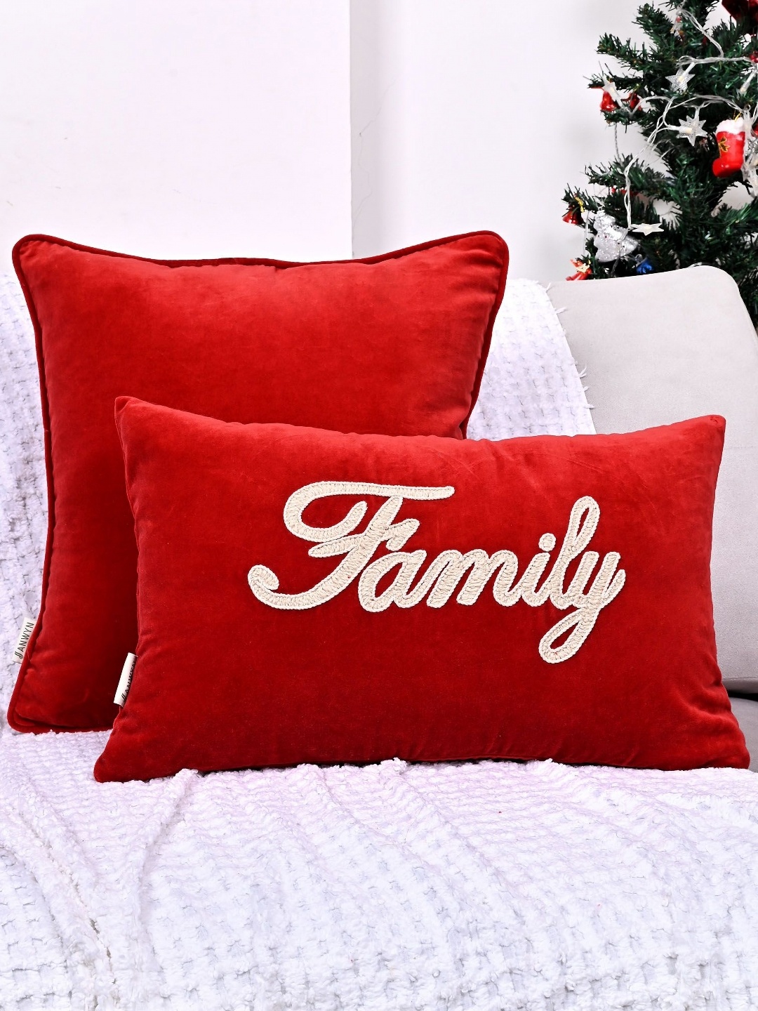 ANWYN Red & White 2 Pieces Family Embroidered Velvet Square Rectangle Cushion Covers
ANWYN Red & White 2 Pieces Family Embroidered Velvet Square Rectangle Cushion Covers