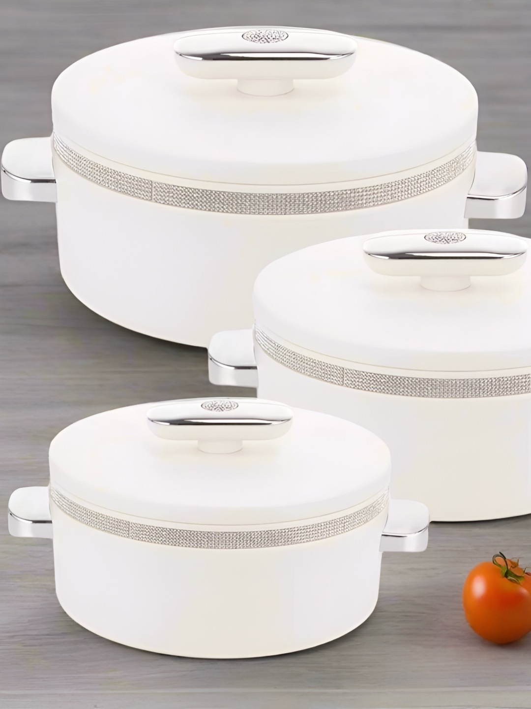 Nayasa Sapphire Set Of 3 White Insulated Stainless-Steel Casseroles - 500ML + 1L +1.5L
Nayasa Sapphire Set Of 3 White Insulated Stainless-Steel Casseroles - 500ML + 1L +1.5L