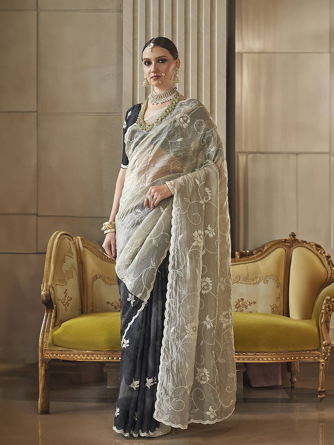 DEVATITHI Floral Fancy Based Pure Tissue Fabric with Body Unique Work Saree, Black
DEVATITHI Floral Fancy Based Pure Tissue Fabric with Body Unique Work Saree, Black