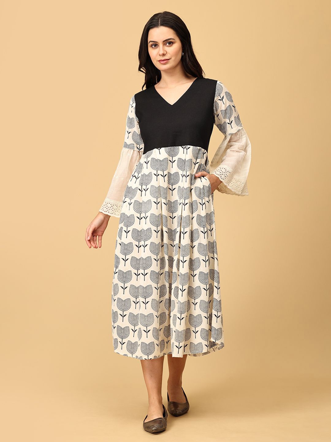 The Woman Store Women Ethnic Motifs Printed Bell Sleeve Fit & Flare Midi Dress, Multi
The Woman Store Women Ethnic Motifs Printed Bell Sleeve Fit & Flare Midi Dress, Multi