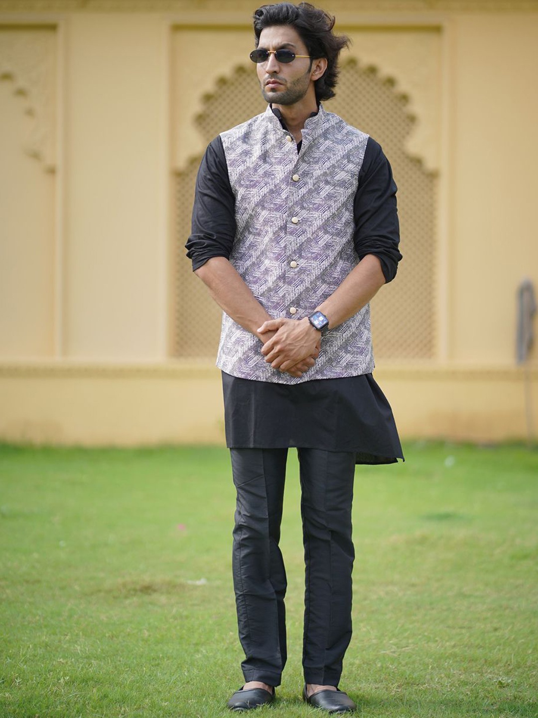 The Kurta Studio Mandarin Collar Straight Kurta With Trouser & Cross Lining Jacket, Black
The Kurta Studio Mandarin Collar Straight Kurta With Trouser & Cross Lining Jacket, Black