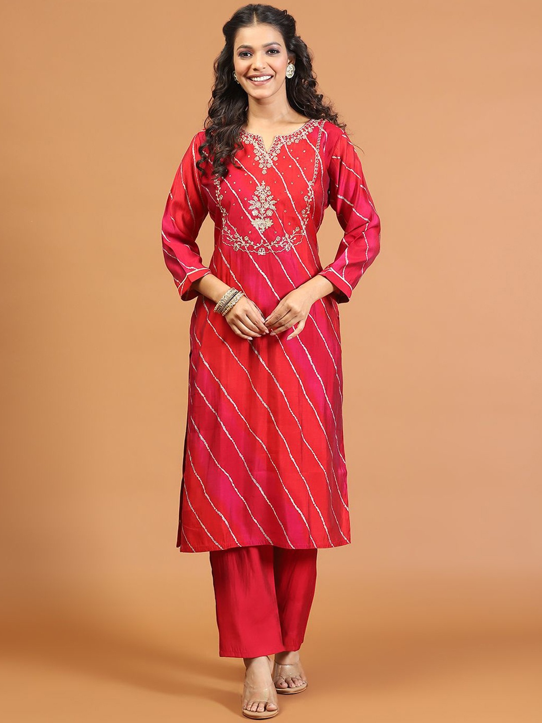 Meena Bazaar Leheriya Printed Floral Embroidered Muslin Straight Kurta And Trouser, Pink
Meena Bazaar Leheriya Printed Floral Embroidered Muslin Straight Kurta And Trouser, Pink