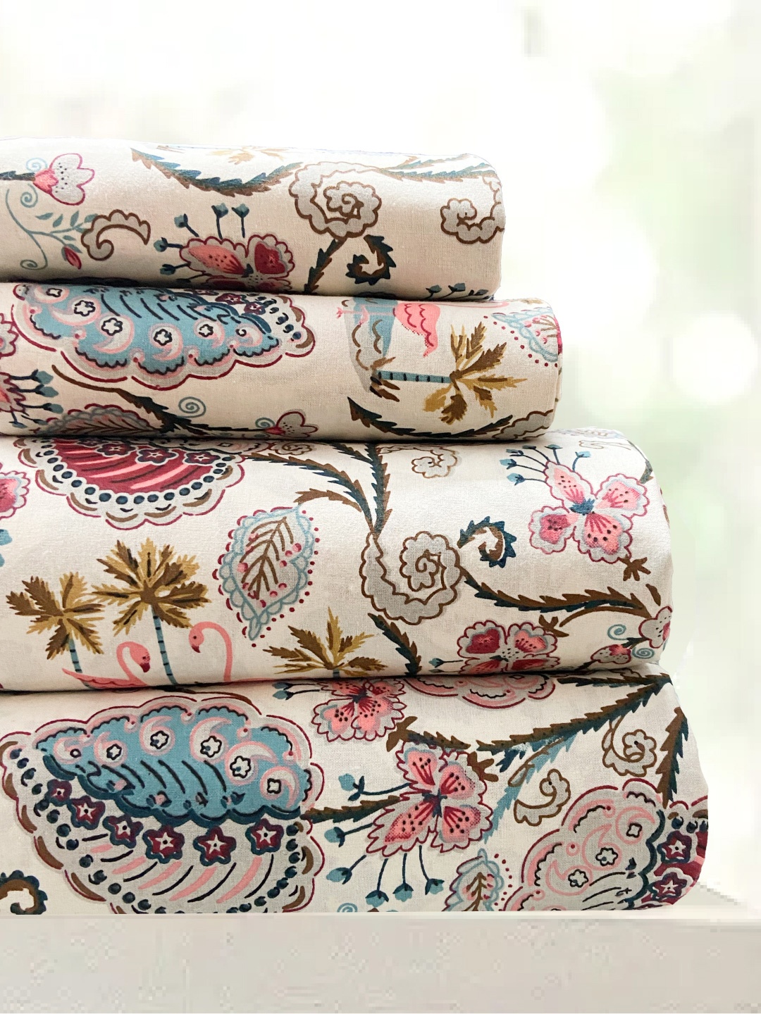 SAJAVAT Pink & White Floral Cotton 500 TC King Bedsheet with 2 Pillow Covers-2.43m x 2.64m
SAJAVAT Pink & White Floral Cotton 500 TC King Bedsheet with 2 Pillow Covers-2.43m x 2.64m