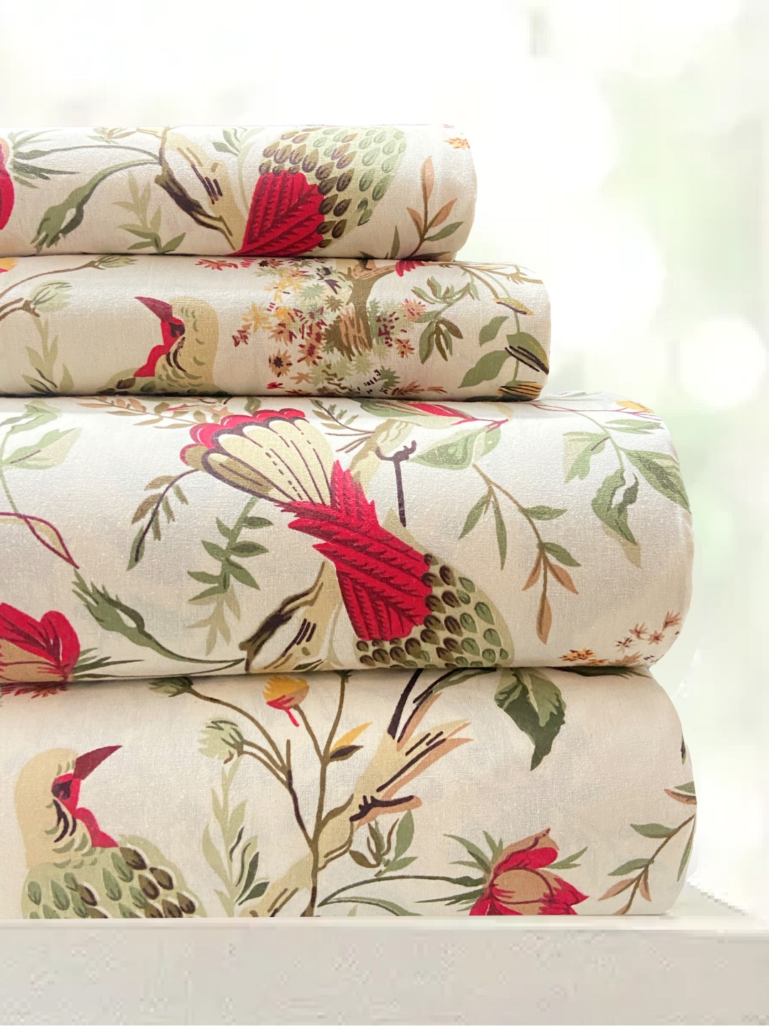 SAJAVAT Red & White Floral Cotton 500 TC King Bedsheet with 2 Pillow Covers-2.43mx2.64m
SAJAVAT Red & White Floral Cotton 500 TC King Bedsheet with 2 Pillow Covers-2.43mx2.64m