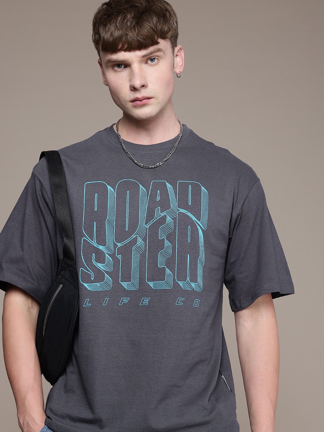 The Roadster Life Co. Printed Drop-Shoulder Sleeves Relaxed Fit Pure Cotton T-shirt, Grey
The Roadster Life Co. Printed Drop-Shoulder Sleeves Relaxed Fit Pure Cotton T-shirt, Grey