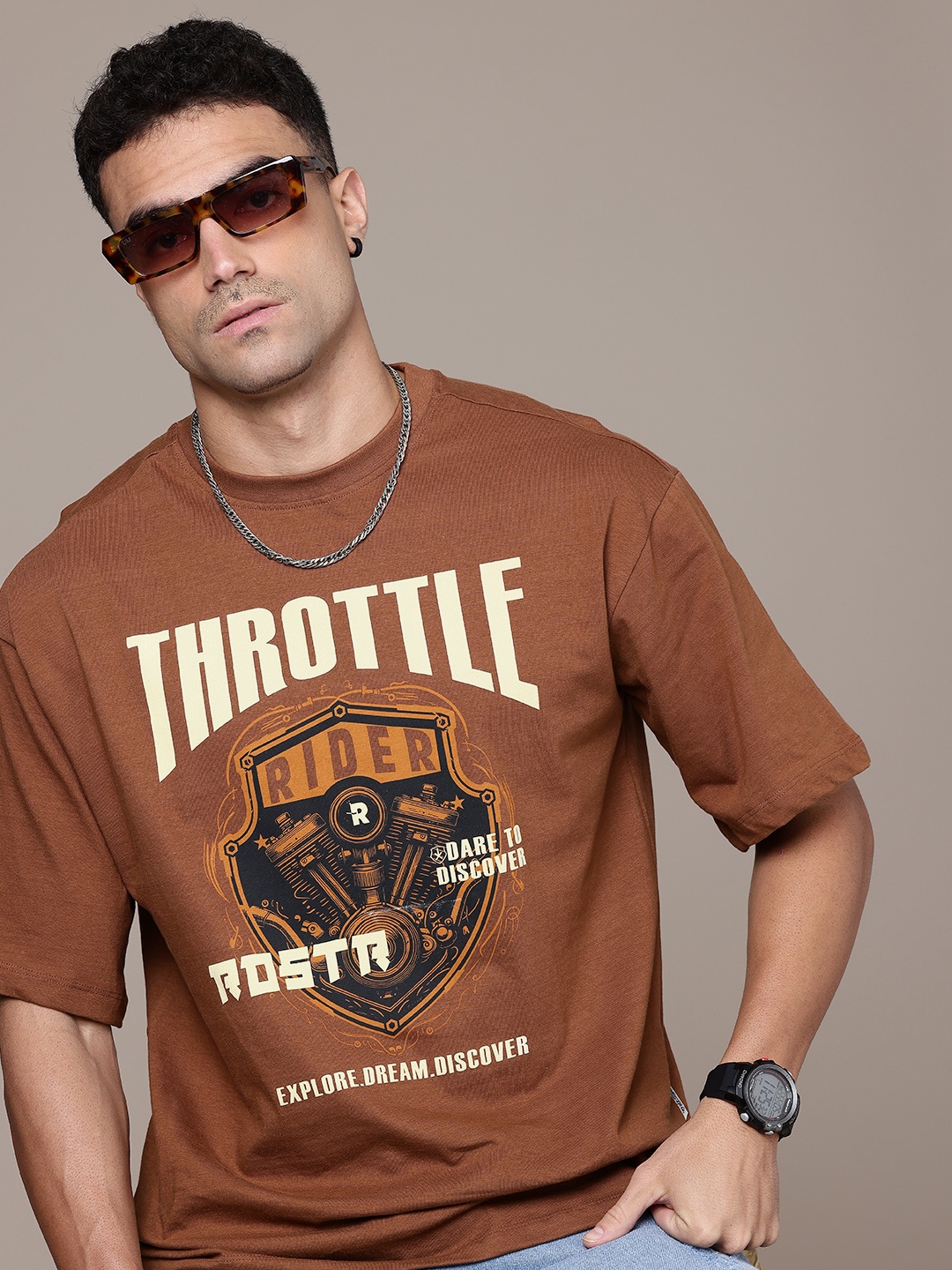 The Roadster Life Co. Graphic Printed Drop-Shoulder Sleeves Pure Cotton T-shirt, Brown
The Roadster Life Co. Graphic Printed Drop-Shoulder Sleeves Pure Cotton T-shirt, Brown