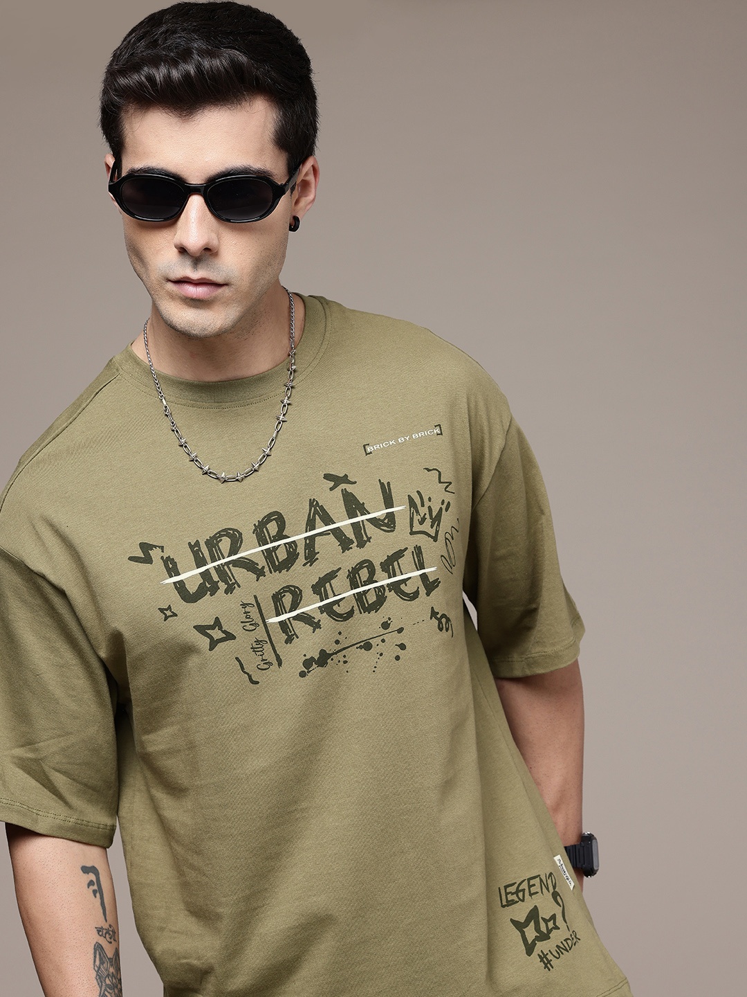 The Roadster Life Co. Typography Printed Drop-Shoulder Sleeves Pure Cotton T-shirt, Olive
The Roadster Life Co. Typography Printed Drop-Shoulder Sleeves Pure Cotton T-shirt, Olive