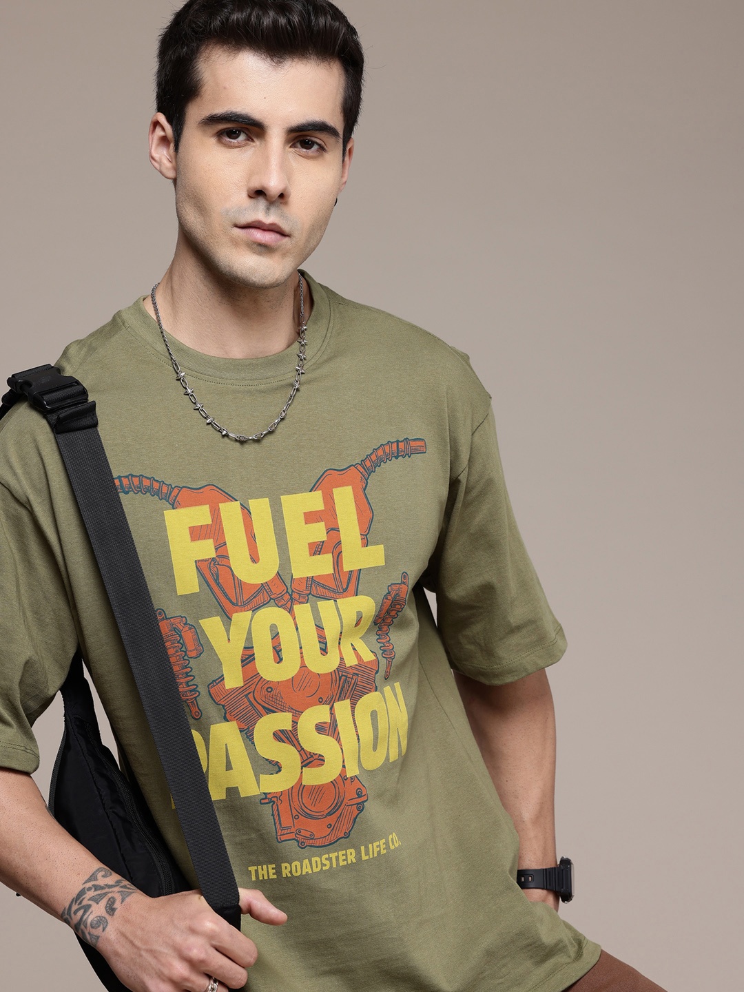 The Roadster Life Co. Typography Printed Drop-Shoulder Sleeves Pure Cotton Relaxed T-shirt, Olive
The Roadster Life Co. Typography Printed Drop-Shoulder Sleeves Pure Cotton Relaxed T-shirt, Olive