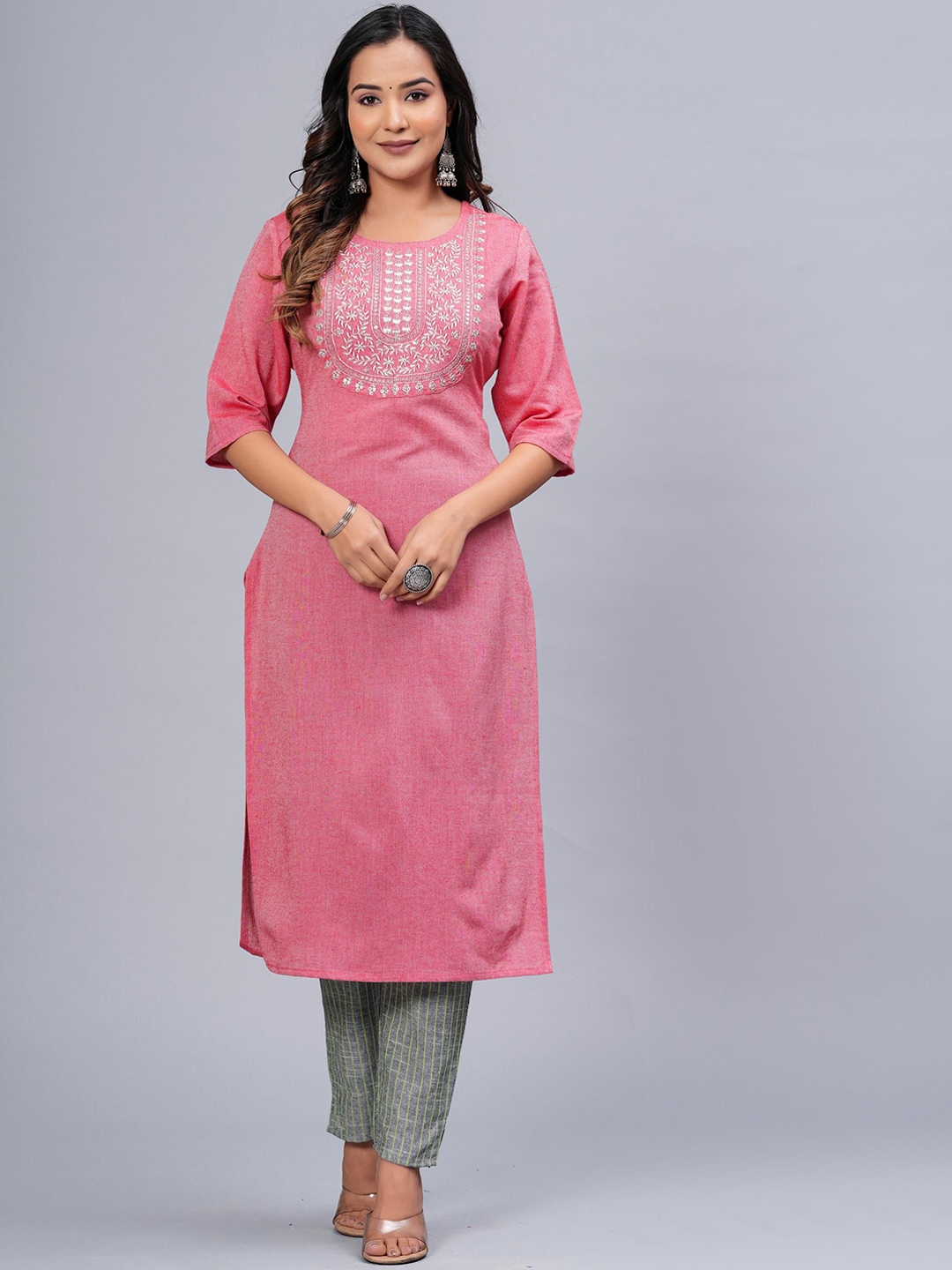 Sanganeri Kurti Women Floral Yoke Design Regular Thread Work Pure Cotton Kurta with Trousers, Pink
Sanganeri Kurti Women Floral Yoke Design Regular Thread Work Pure Cotton Kurta with Trousers, Pink