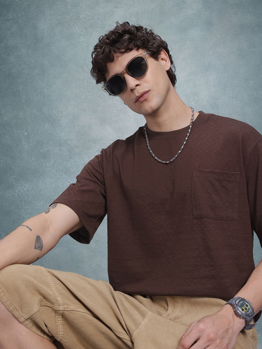 The Roadster Life Co. Geometric Self-Design Drop-Shoulder Sleeves Relaxed Fit T-shirt, Brown
The Roadster Life Co. Geometric Self-Design Drop-Shoulder Sleeves Relaxed Fit T-shirt, Brown
