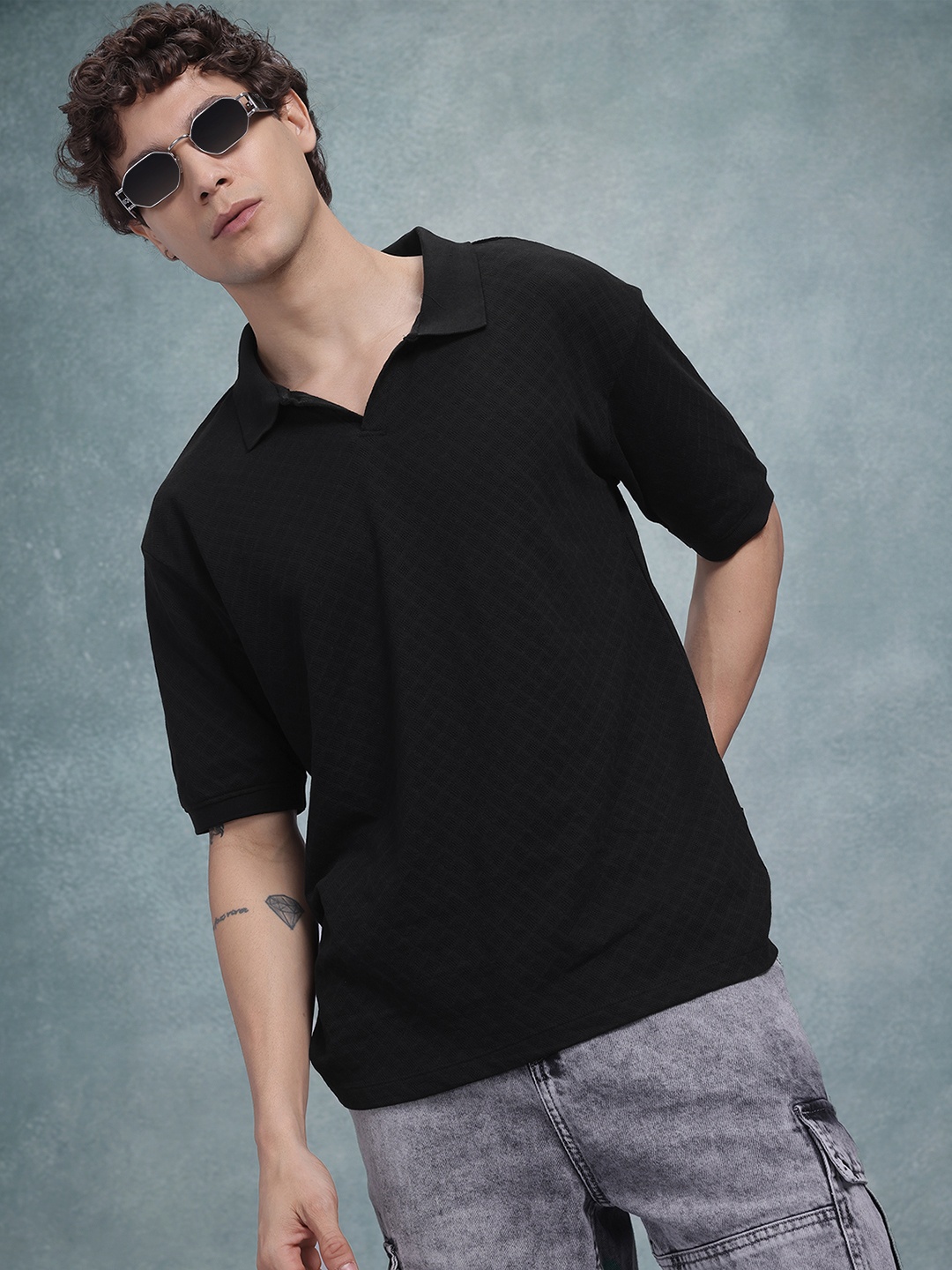 The Roadster Life Co. Geometric Self-Design Drop-Shoulder Sleeves Polo Collar T-shirt, Black
The Roadster Life Co. Geometric Self-Design Drop-Shoulder Sleeves Polo Collar T-shirt, Black