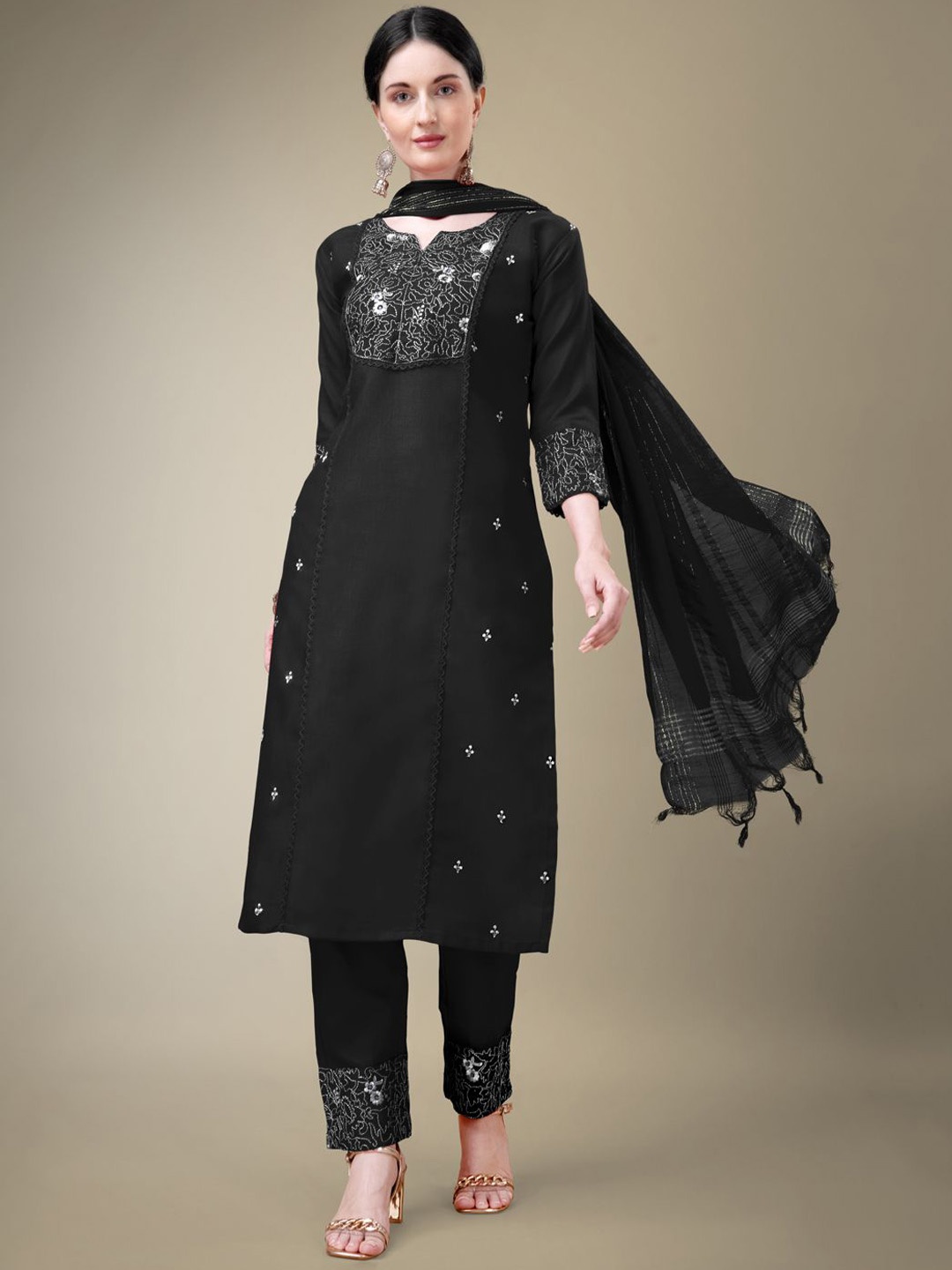 HI FI NX Women Ethnic Motifs Embroidered Regular Kurta with Trousers & With Dupatta, Black
HI FI NX Women Ethnic Motifs Embroidered Regular Kurta with Trousers & With Dupatta, Black