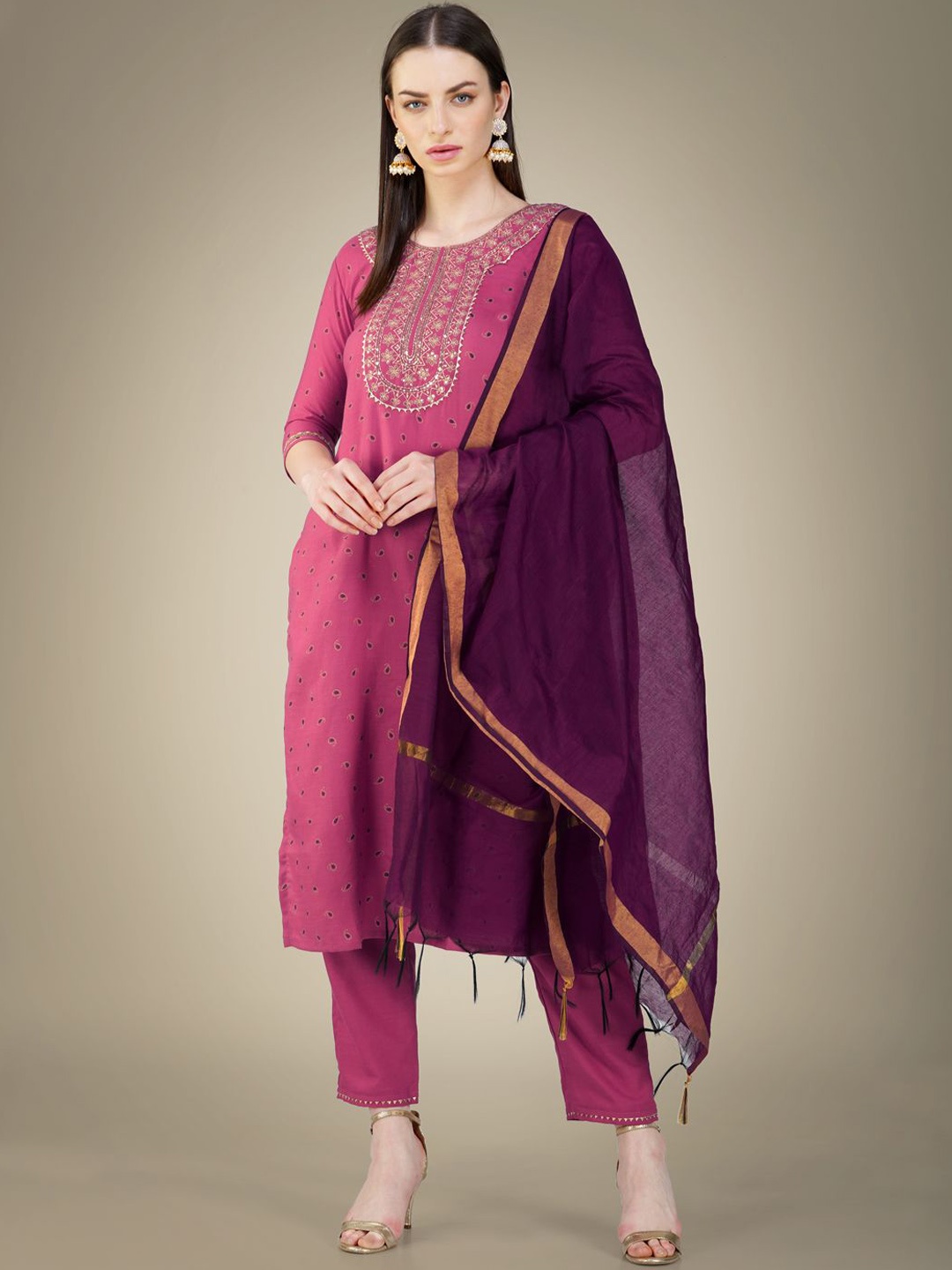 HI FI NX Women Ethnic Motifs Embroidered Regular Kurta with Churidar & With Dupatta, Purple
HI FI NX Women Ethnic Motifs Embroidered Regular Kurta with Churidar & With Dupatta, Purple