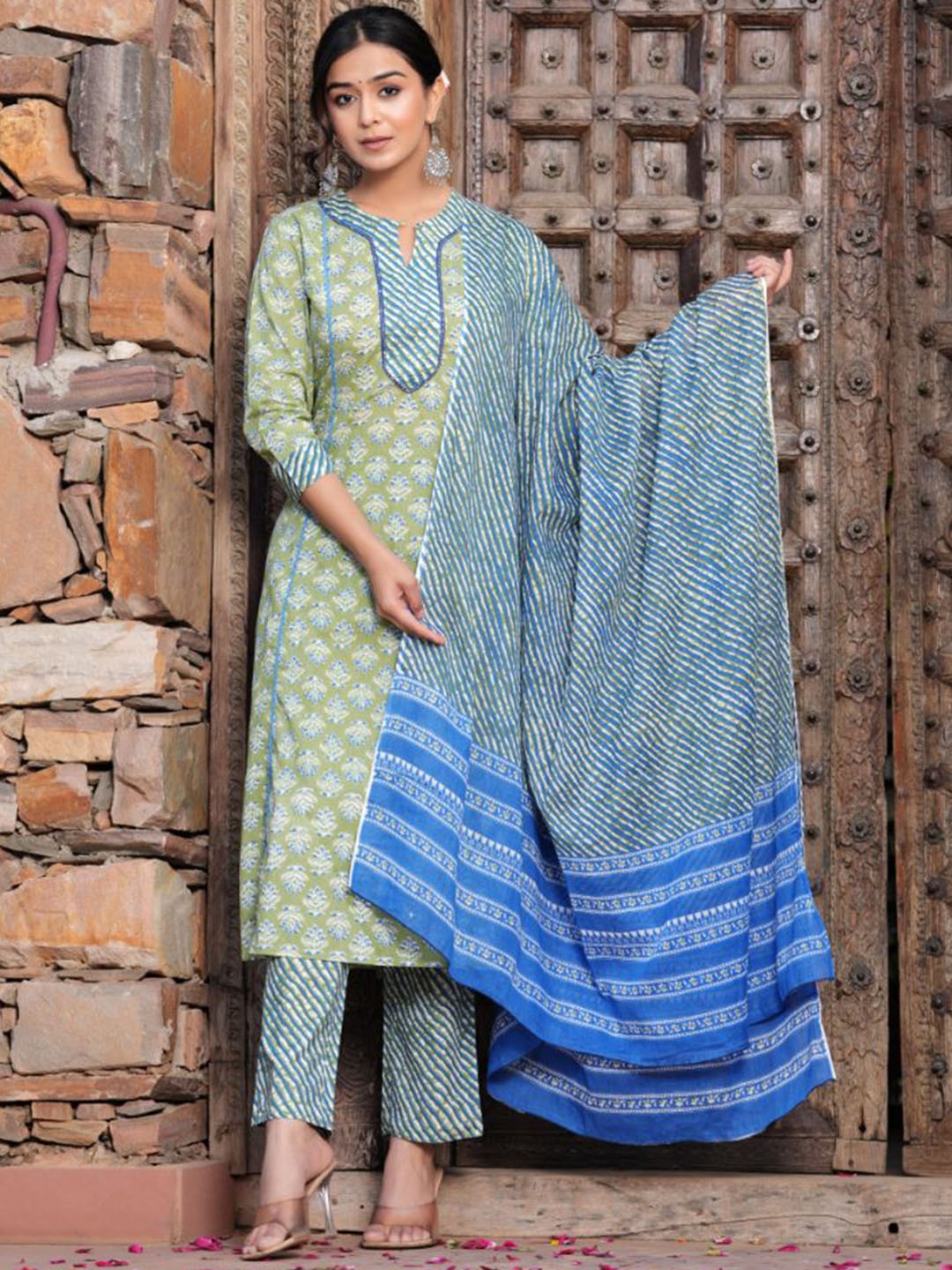 KALINI Women Floral Printed Regular Gotta Patti Pure Cotton Kurta with Trousers & With Dupatta, Green
KALINI Women Floral Printed Regular Gotta Patti Pure Cotton Kurta with Trousers & With Dupatta, Green