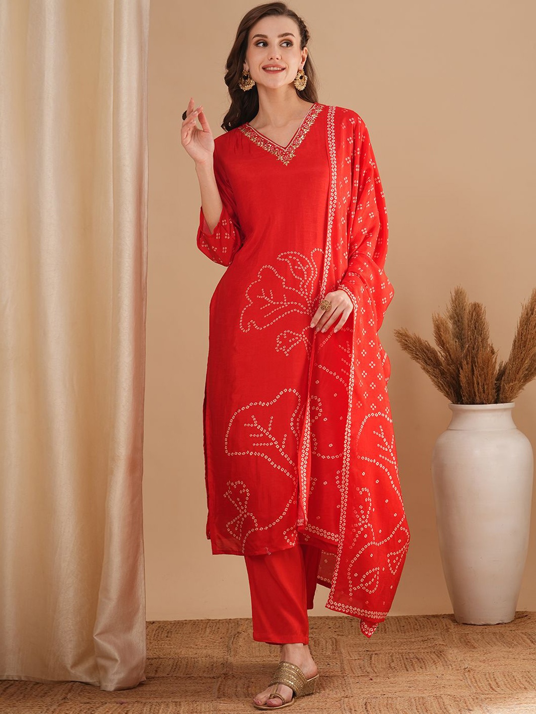 FASHOR Women Bandhani Printed Regular Gotta Patti Kurta with Trousers & With Dupatta, Red
FASHOR Women Bandhani Printed Regular Gotta Patti Kurta with Trousers & With Dupatta, Red
