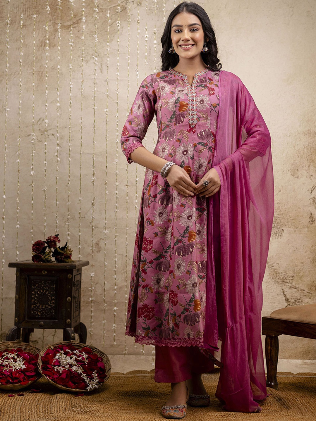 mokshi Women Floral Embroidered Angrakha Sequinned Pure Silk Kurta with Trousers & With Dupatta, Pink
mokshi Women Floral Embroidered Angrakha Sequinned Pure Silk Kurta with Trousers & With Dupatta, Pink