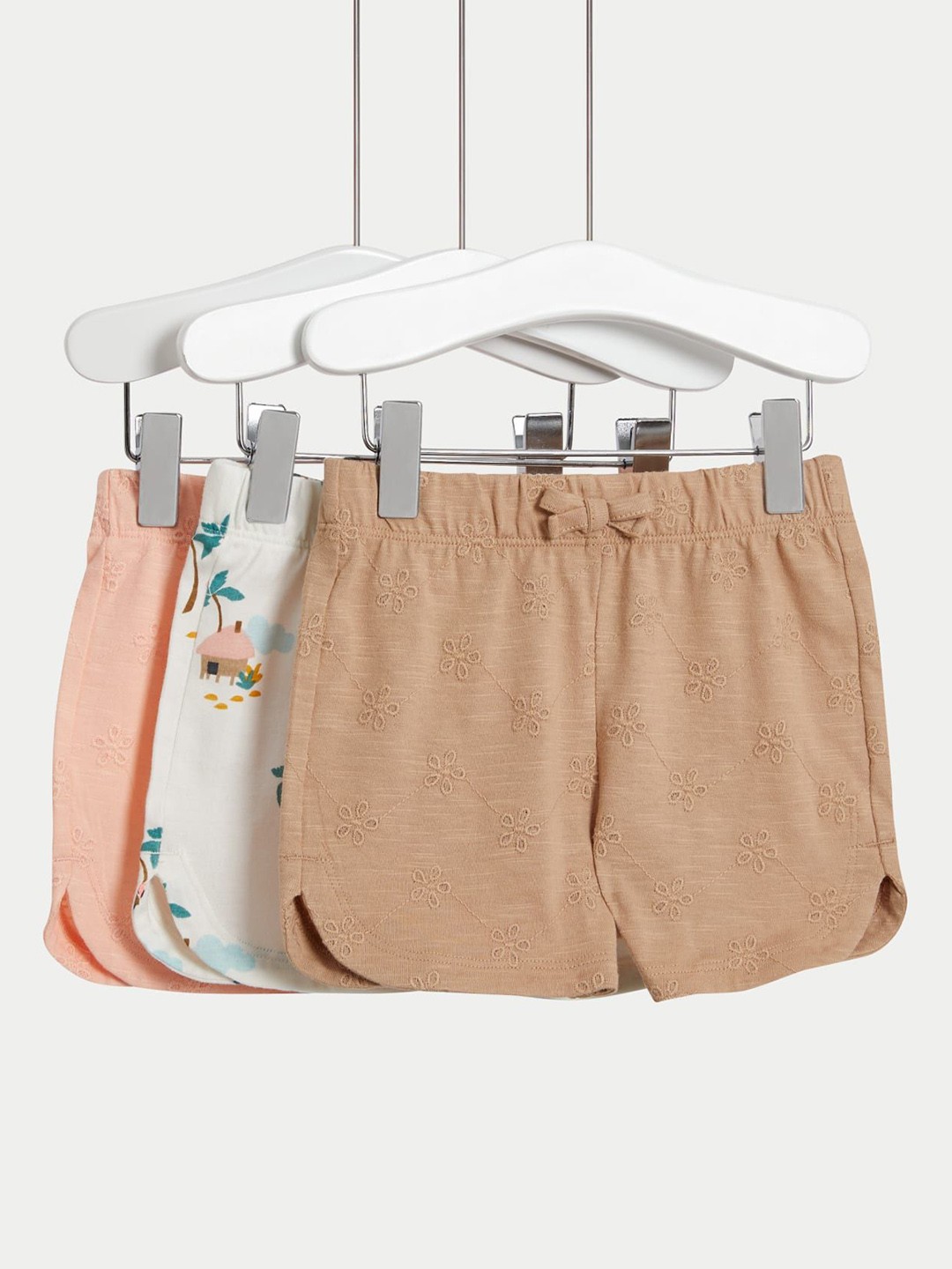 Marks & Spencer Girls Pack Of 3 Conversational Printed High-Rise Cotton Shorts, Cream
Marks & Spencer Girls Pack Of 3 Conversational Printed High-Rise Cotton Shorts, Cream