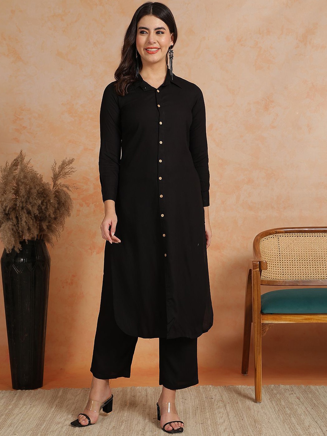 antaran Shirt Collar Three-Quarter Sleeves Regular Pure Cotton Kurta With Trouser, Black
antaran Shirt Collar Three-Quarter Sleeves Regular Pure Cotton Kurta With Trouser, Black