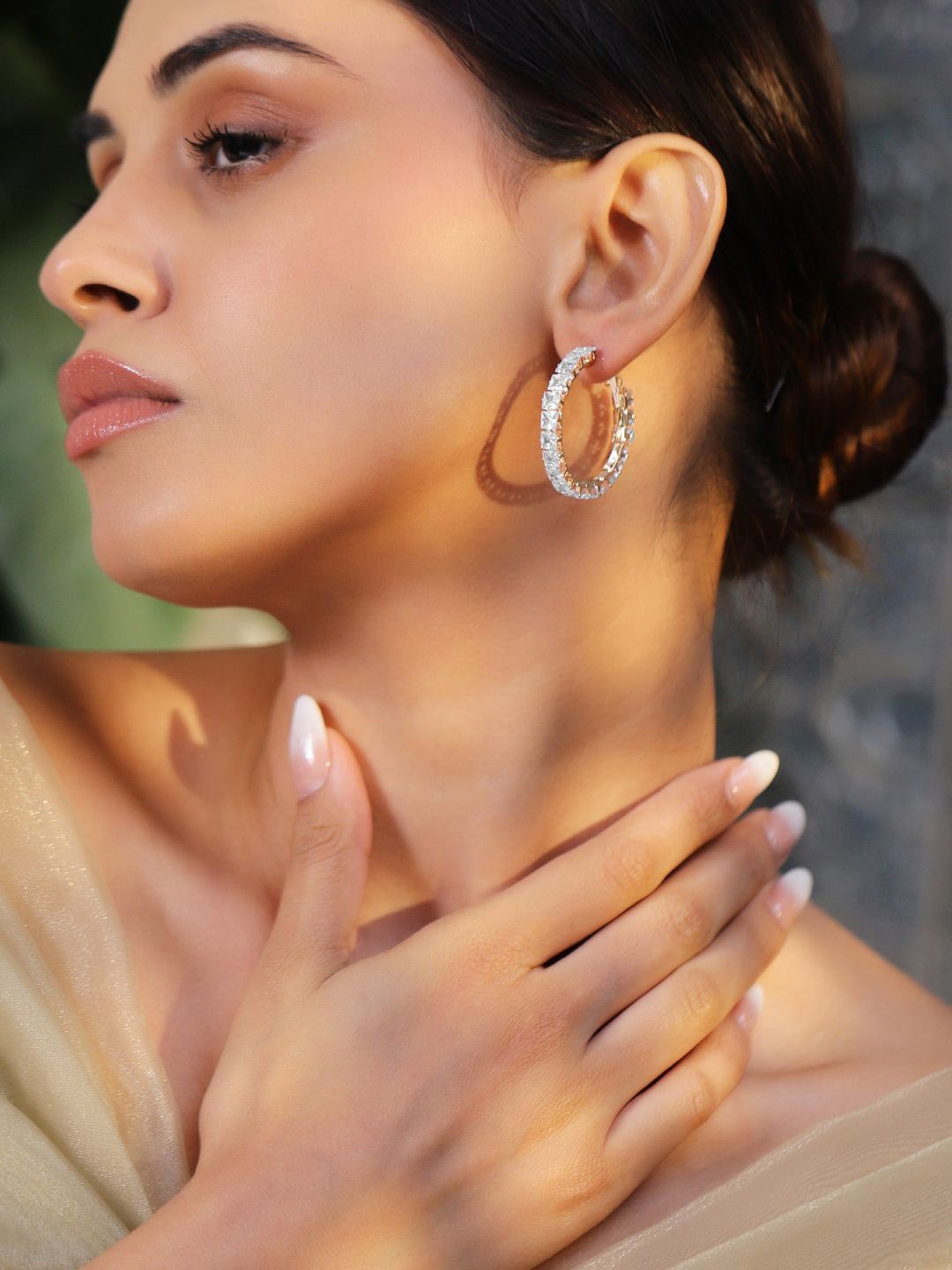 Rubans 18K Gold-Plated Square-Cut Cubic Zirconia Studded Circular Shaped Hoop Earrings
Rubans 18K Gold-Plated Square-Cut Cubic Zirconia Studded Circular Shaped Hoop Earrings