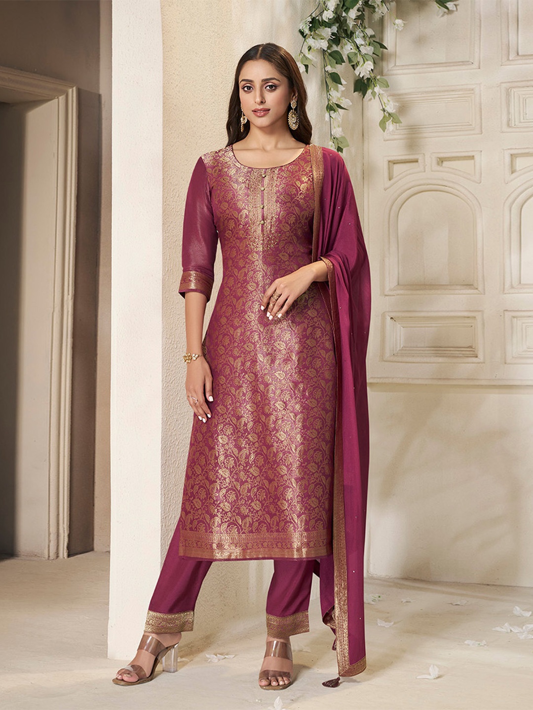 Seerat Ethnic Motifs Pure Jacquard Silk Straight Kurta With Trouser And Dupatta, Maroon
Seerat Ethnic Motifs Pure Jacquard Silk Straight Kurta With Trouser And Dupatta, Maroon