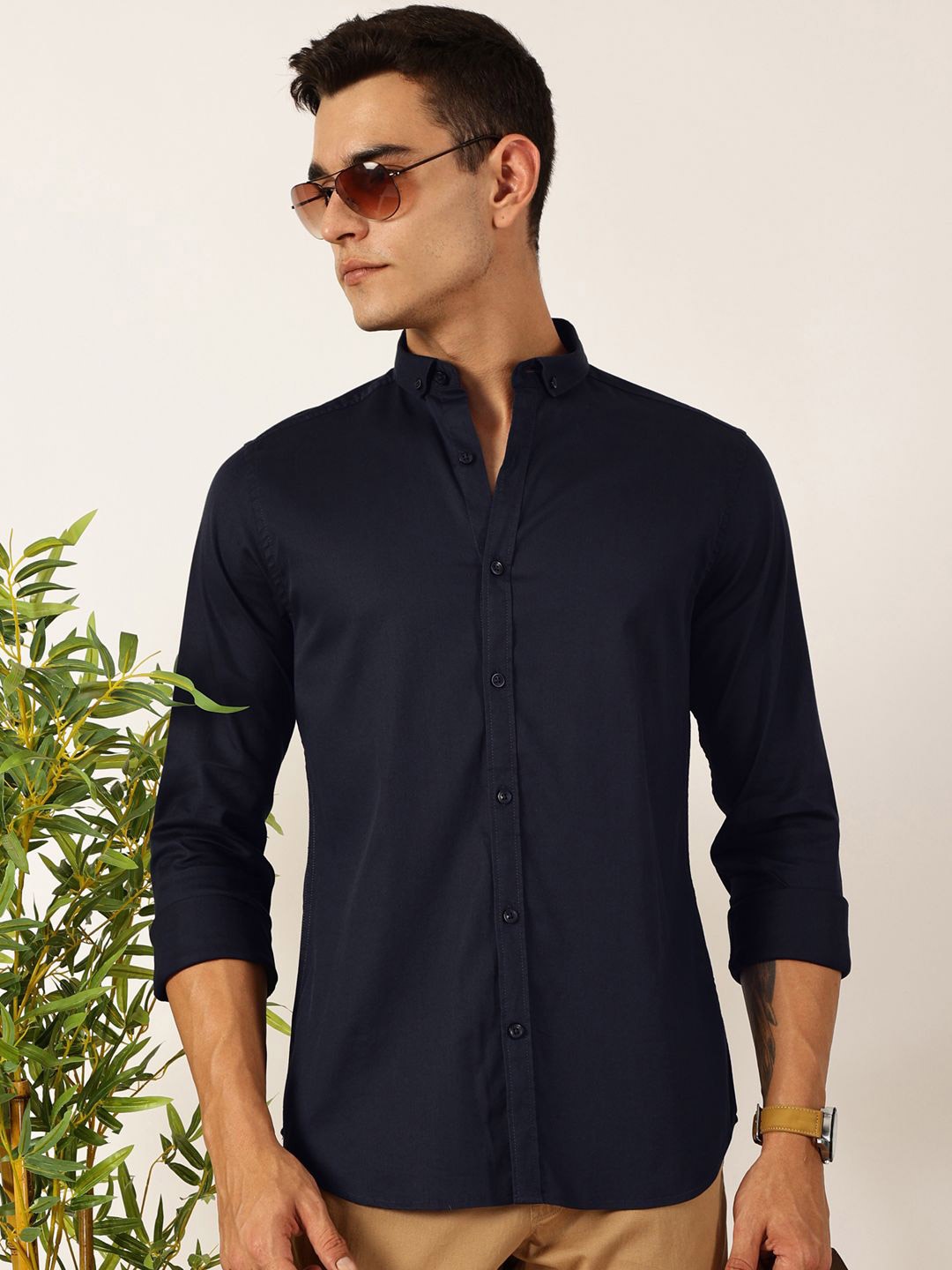 Mast & Harbour Men Premium Slim Fit Button-Down Collar Solid Cotton Casual Shirt, Navy blue
Mast & Harbour Men Premium Slim Fit Button-Down Collar Solid Cotton Casual Shirt, Navy blue