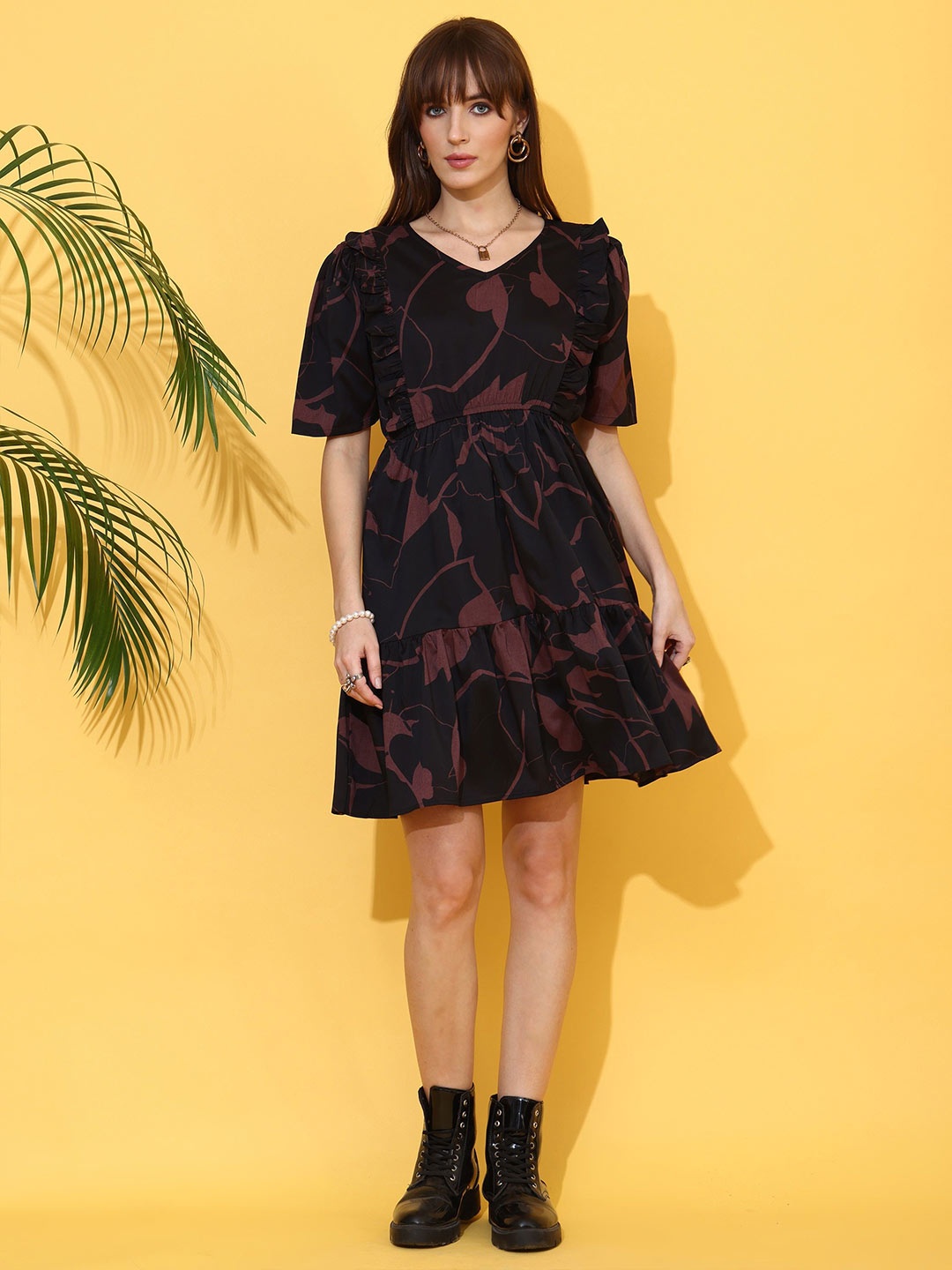 SHEETAL Associates Women Floral Printed RufflesTiered Fit & Flare Mini Dress, Black
SHEETAL Associates Women Floral Printed RufflesTiered Fit & Flare Mini Dress, Black