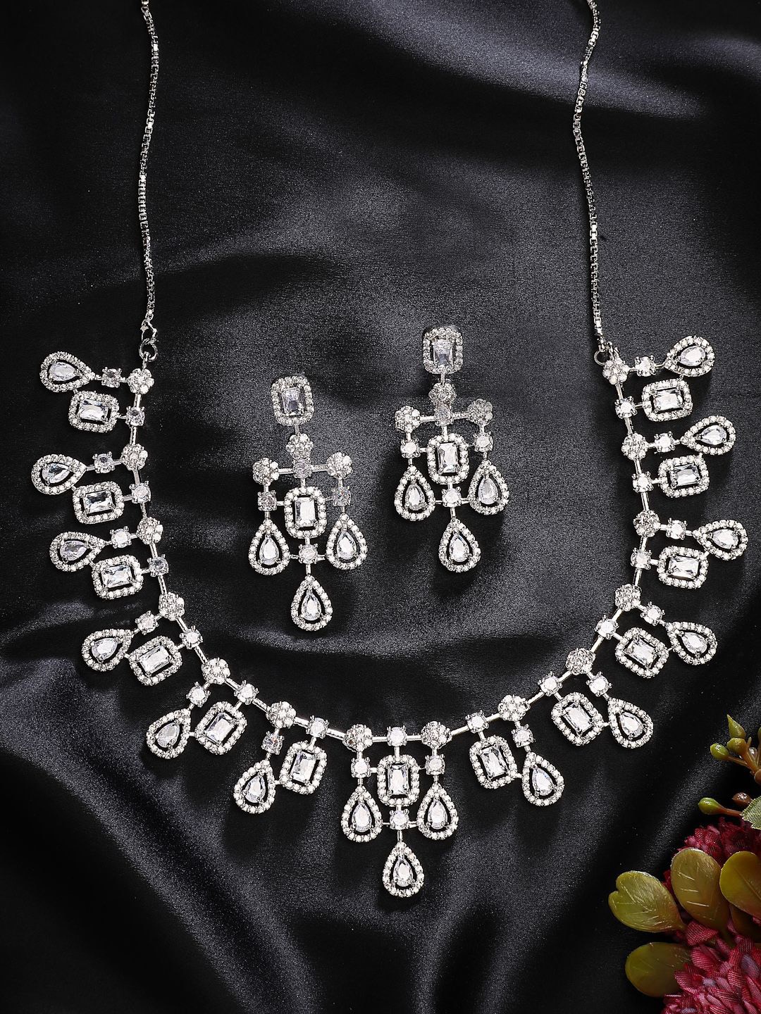 ZENEME Rhodium-Plated Square Shaped American Diamond Necklace with Earring Set, Silver
ZENEME Rhodium-Plated Square Shaped American Diamond Necklace with Earring Set, Silver