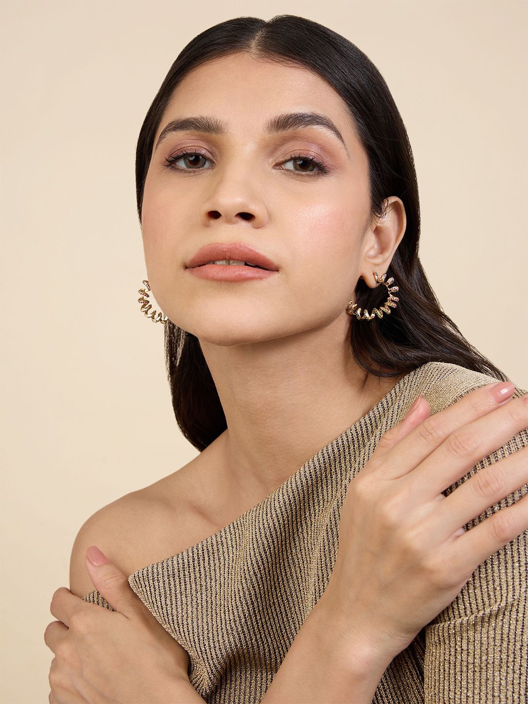 Isharya 18Kt Gold Plated Cubic Zirconia Stone Studded Rainbow Spiral Half Hoop Earrings
Isharya 18Kt Gold Plated Cubic Zirconia Stone Studded Rainbow Spiral Half Hoop Earrings