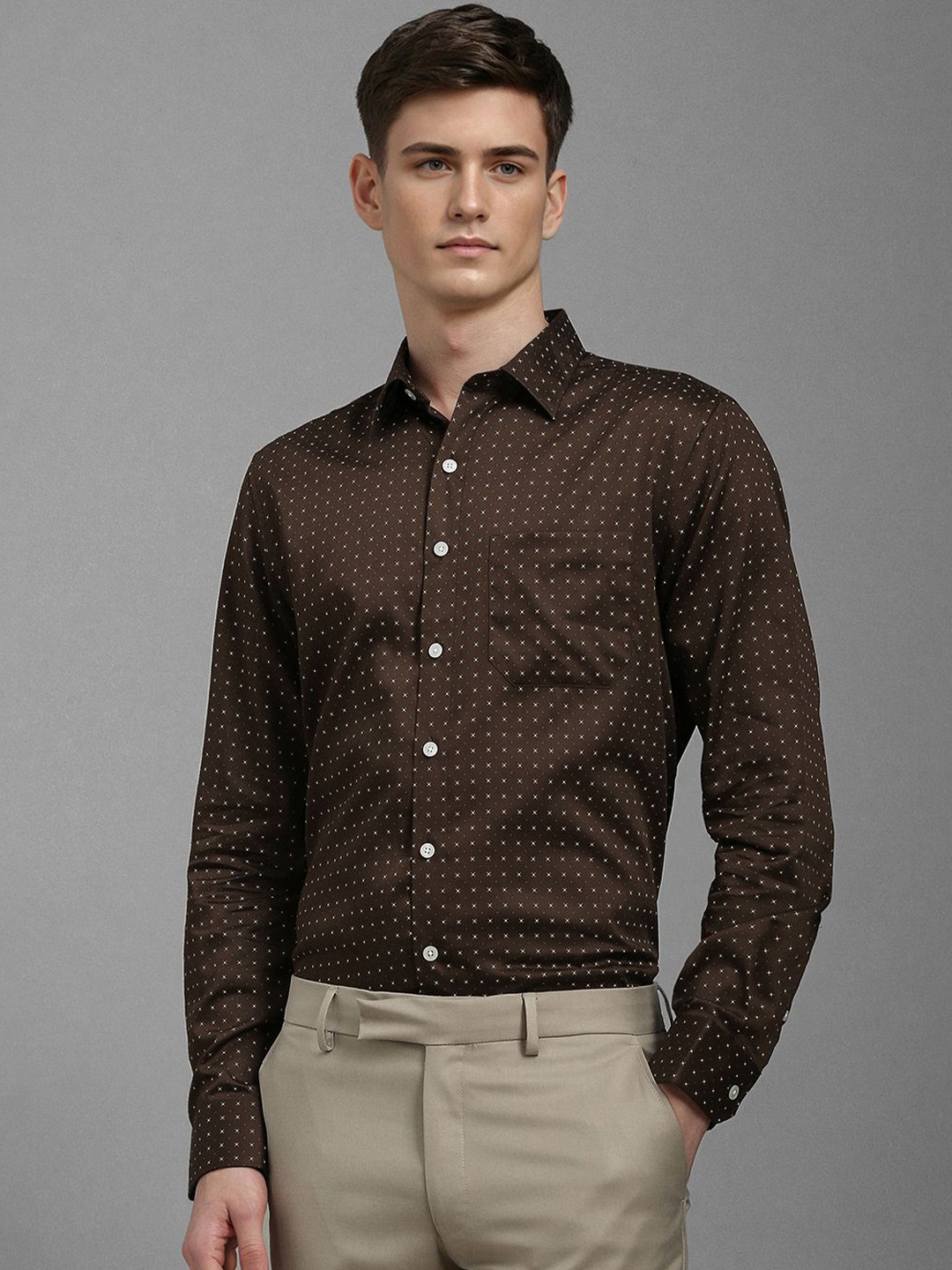 Louis Philippe Men Slim Fit Spread Collar Geometric Printed Cotton Formal Shirt, Brown
Louis Philippe Men Slim Fit Spread Collar Geometric Printed Cotton Formal Shirt, Brown