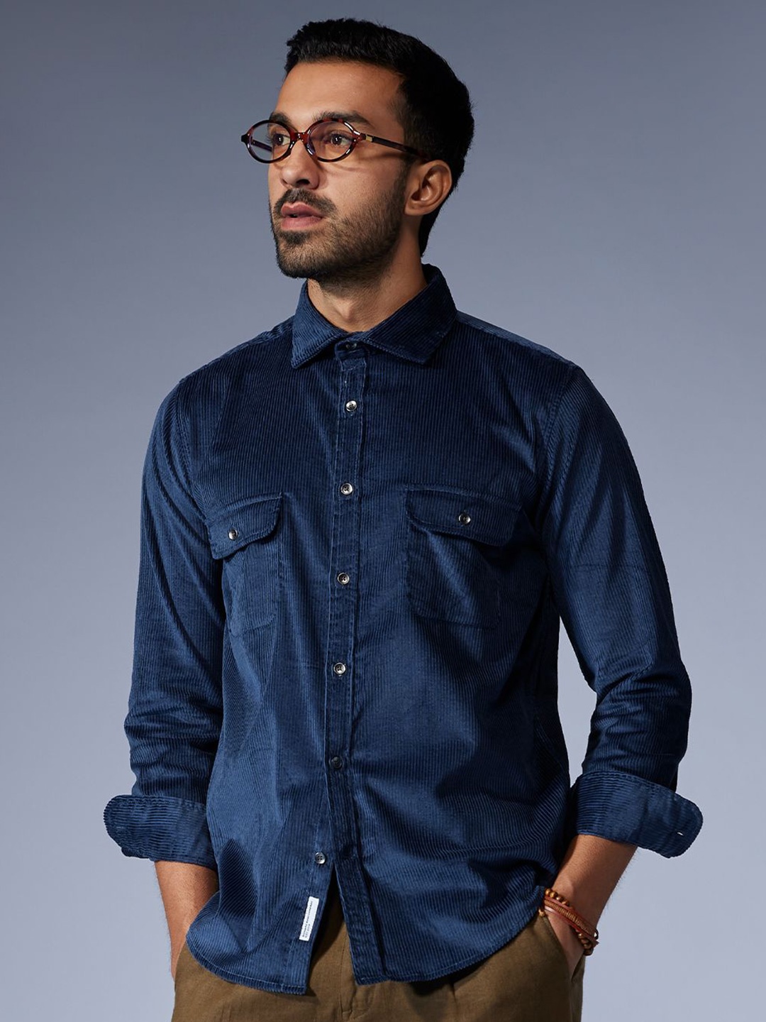 Bombay Shirt Company Men Custom Tailored Fit Spread Collar Textured Casual Shirt, Navy blue
Bombay Shirt Company Men Custom Tailored Fit Spread Collar Textured Casual Shirt, Navy blue