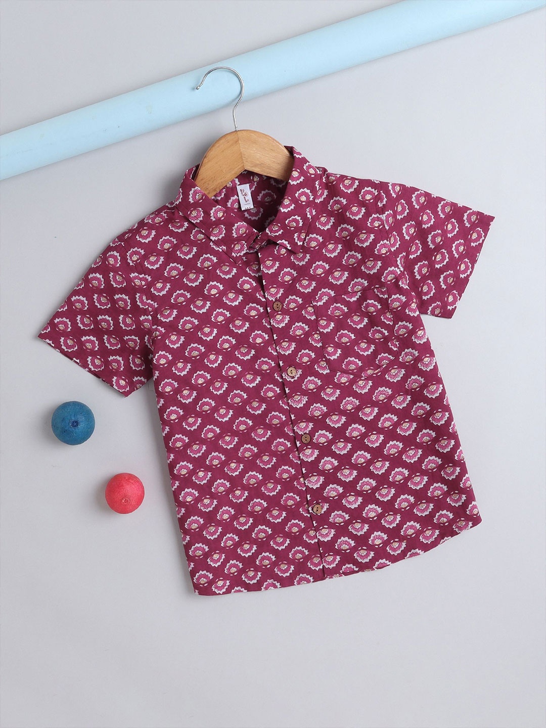The Magic Wand Boys Comfort Fit Spread Collar Floral Printed Cotton Casual Shirt, Purple
The Magic Wand Boys Comfort Fit Spread Collar Floral Printed Cotton Casual Shirt, Purple
