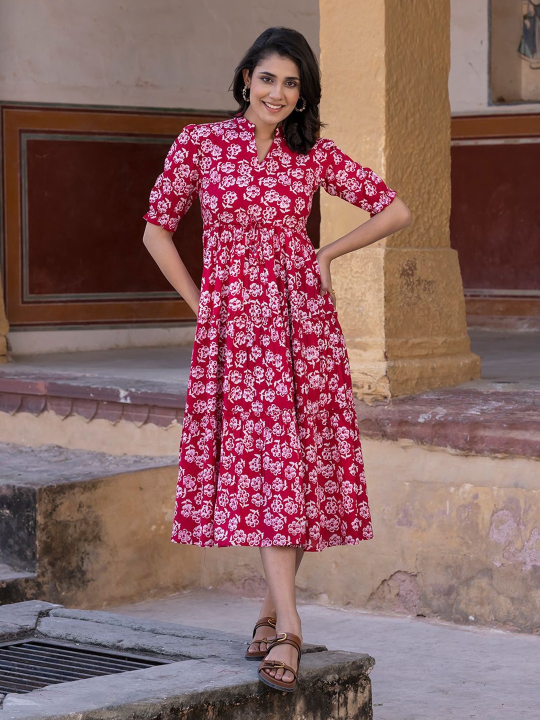 The Roadster Lifestyle Co Floral Printed Pure Cotton Puff Sleeves Fit & Flare Dress, Red
The Roadster Lifestyle Co Floral Printed Pure Cotton Puff Sleeves Fit & Flare Dress, Red