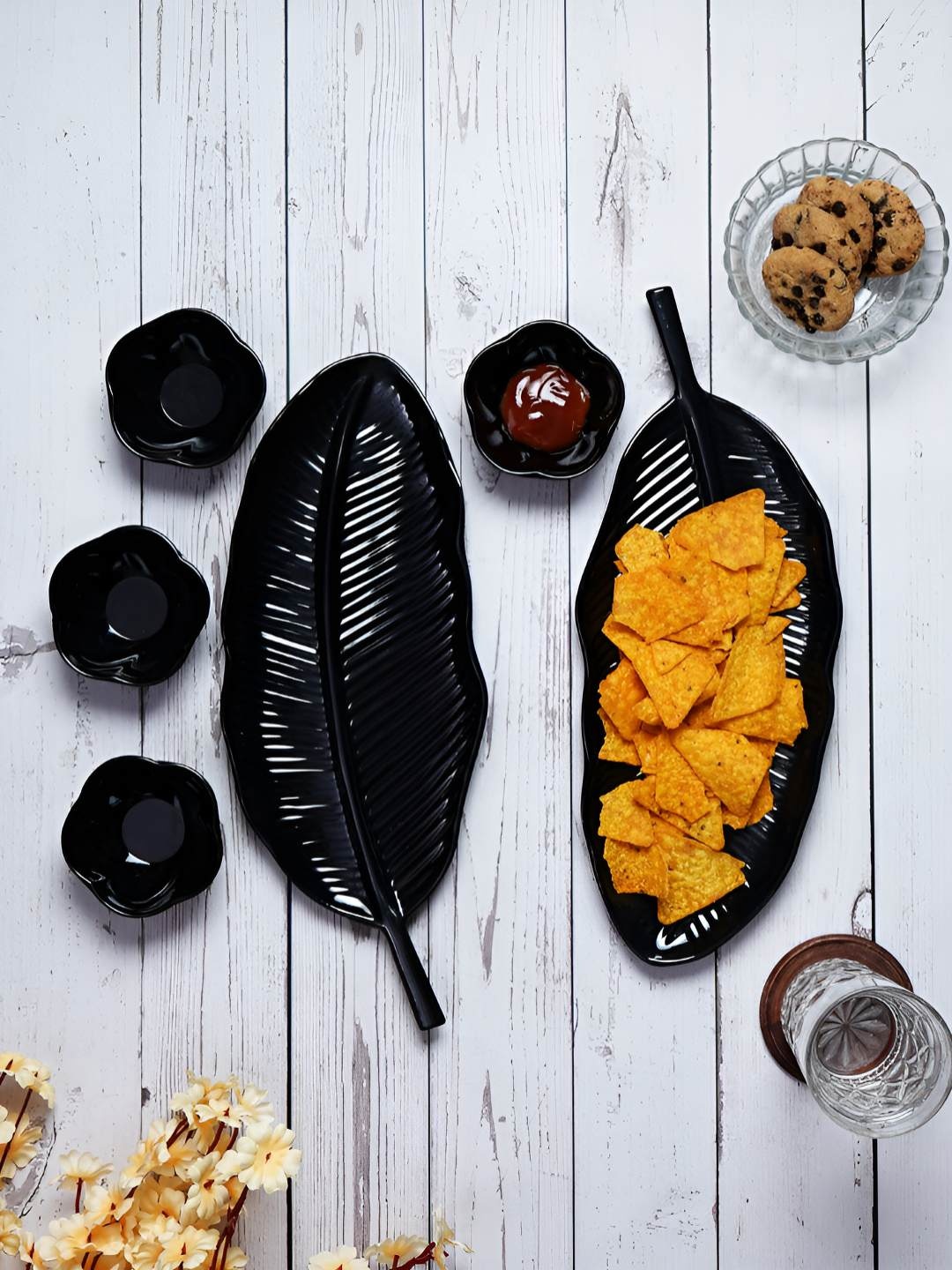 Aura Black 6 Pieces Melamine Leaf Textured Dishwasher and Microwave Safe Serving Tray
Aura Black 6 Pieces Melamine Leaf Textured Dishwasher and Microwave Safe Serving Tray