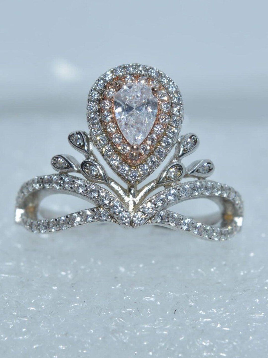 Luxevogue Crown Sparkle Rhodium-Plated Sterling Silver Cubic Zirconia Finger Ring, White
Luxevogue Crown Sparkle Rhodium-Plated Sterling Silver Cubic Zirconia Finger Ring, White