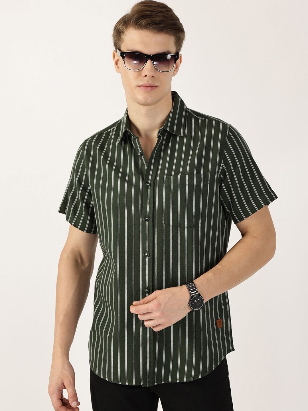 Thomas Scott Men Classic Slim Fit Spread Collar Vertical Striped Cotton Casual Shirt, Brown
Thomas Scott Men Classic Slim Fit Spread Collar Vertical Striped Cotton Casual Shirt, Brown