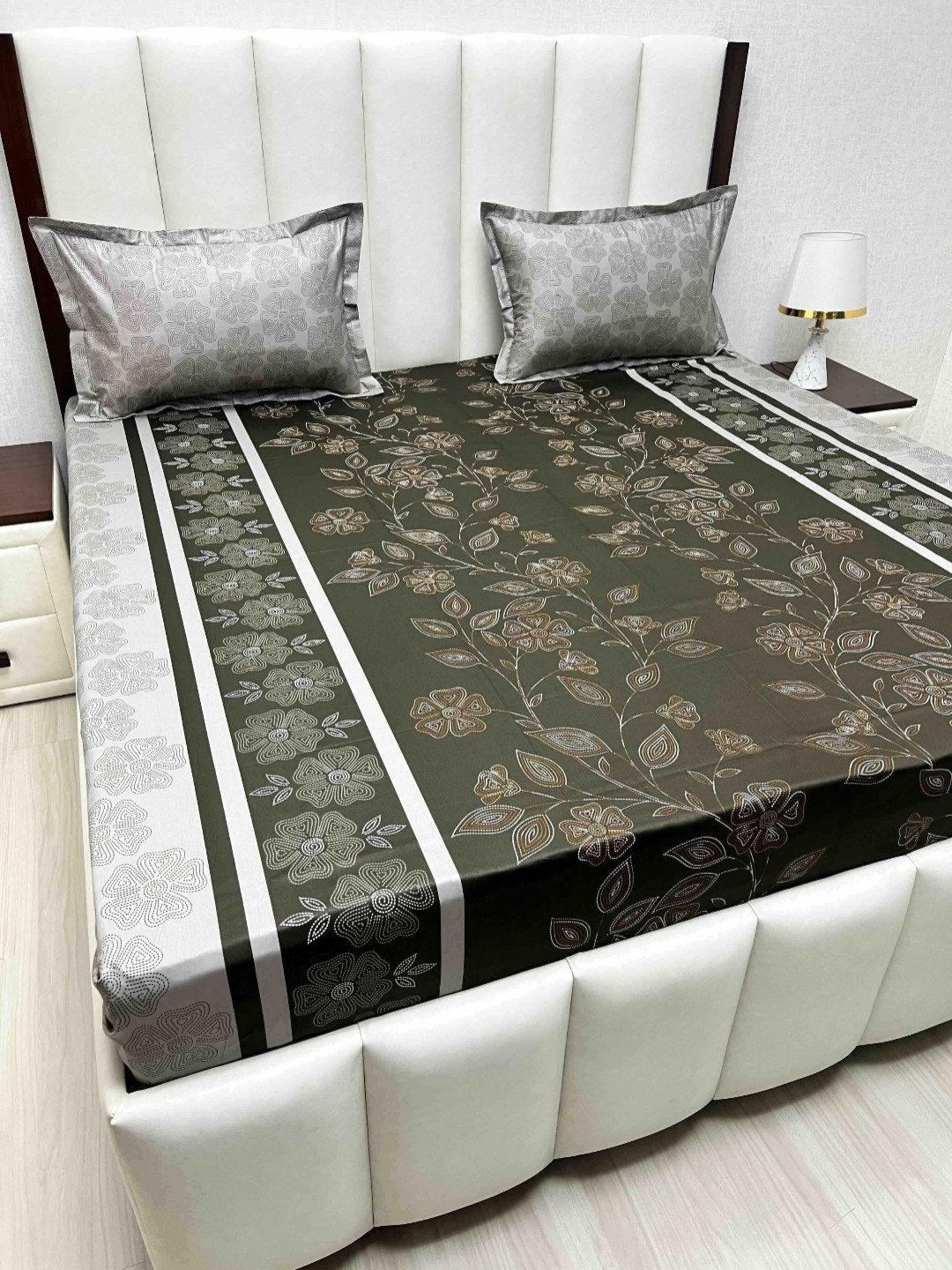 Pure Decor Velar Sib Brown Floral Printed Pure Cotton 400TC King Bedsheet Set 2.74 x 2.74m
Pure Decor Velar Sib Brown Floral Printed Pure Cotton 400TC King Bedsheet Set 2.74 x 2.74m